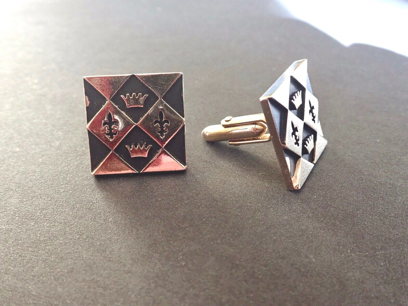 SWANK lancelot FLEUR DE LIS CROWN CUFFLINKS GOLD BLACK square