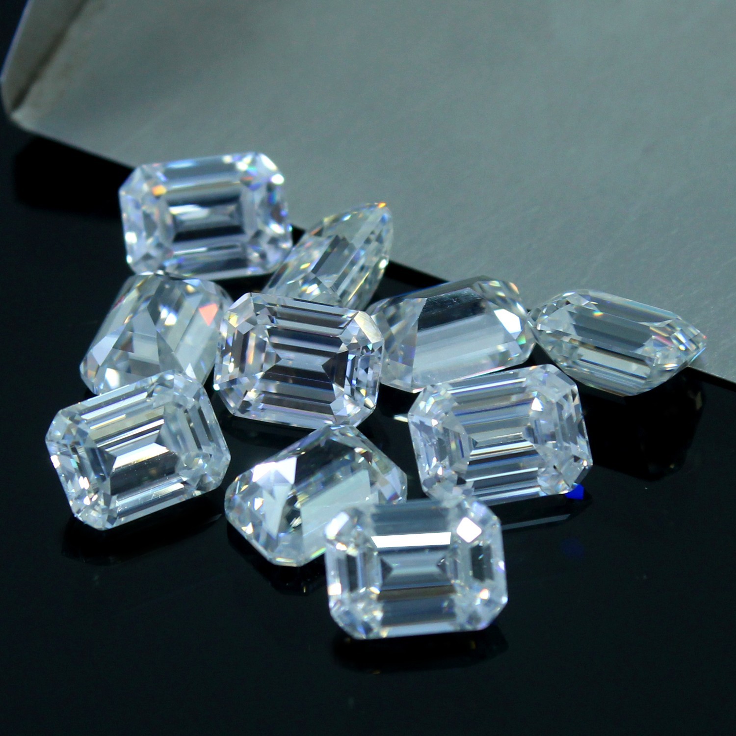 Natural 3 Ct Certified DE Color VVS1 White 2.5×5 MM Emerald Diamond 10 Pcs Lot