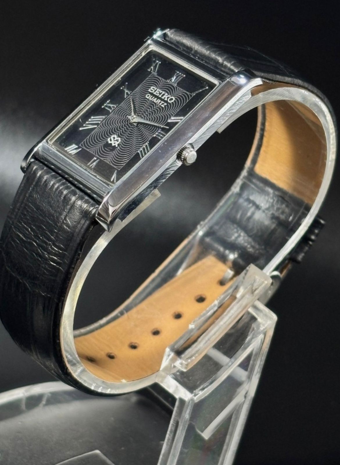 Vintage Rare Seiko Slim Quartz Men’s Wrist Watch With Free DDP Shipping