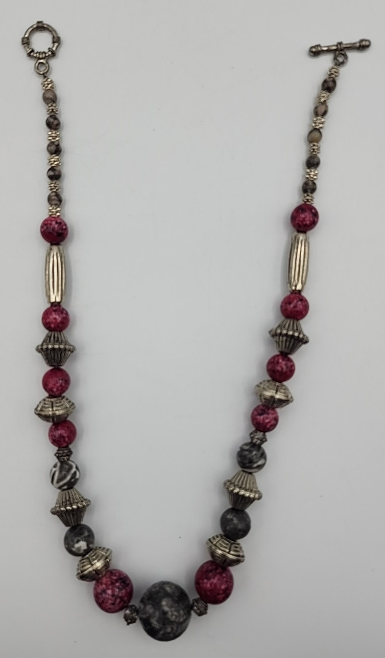 Necklace Artisan Handmade Agate & Silverplate 18″