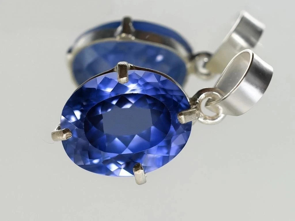 Natural Certified 21.25 Ct BLUE Sapphire Loose Gemstone In Solid Silver Pendant