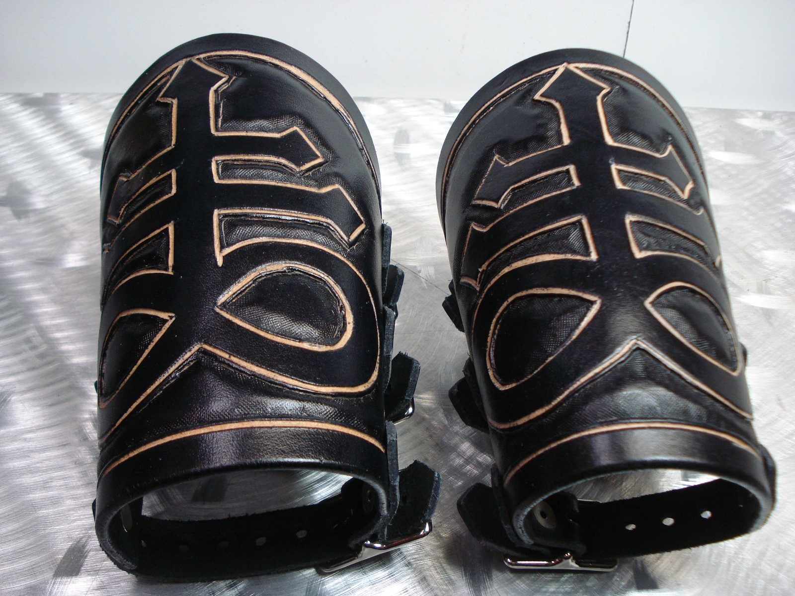 BLACK CARVED SATANIC LEATHER GAUNTLET. HEAVY METAL (MDLG0328)…..KING DIAMOND