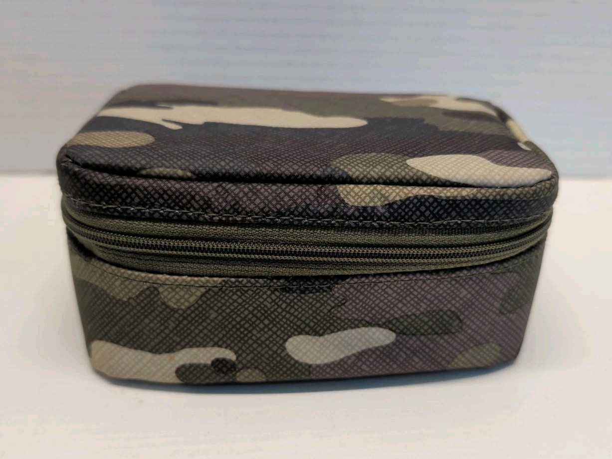 Thirty One Jewelry Case Organizer In Camouflage Green NWOT