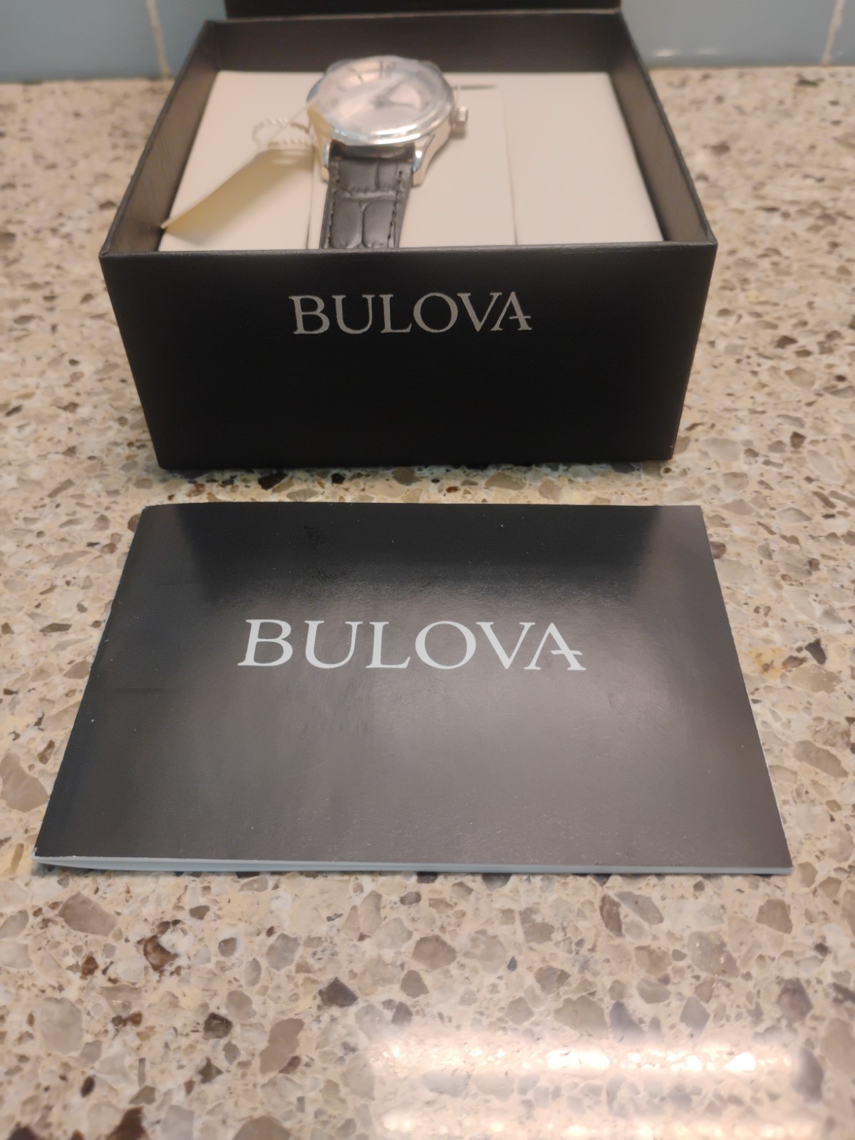 Brand New Working Bulova Corporate Collection Ladies Wristwatch 96T58 *READ*