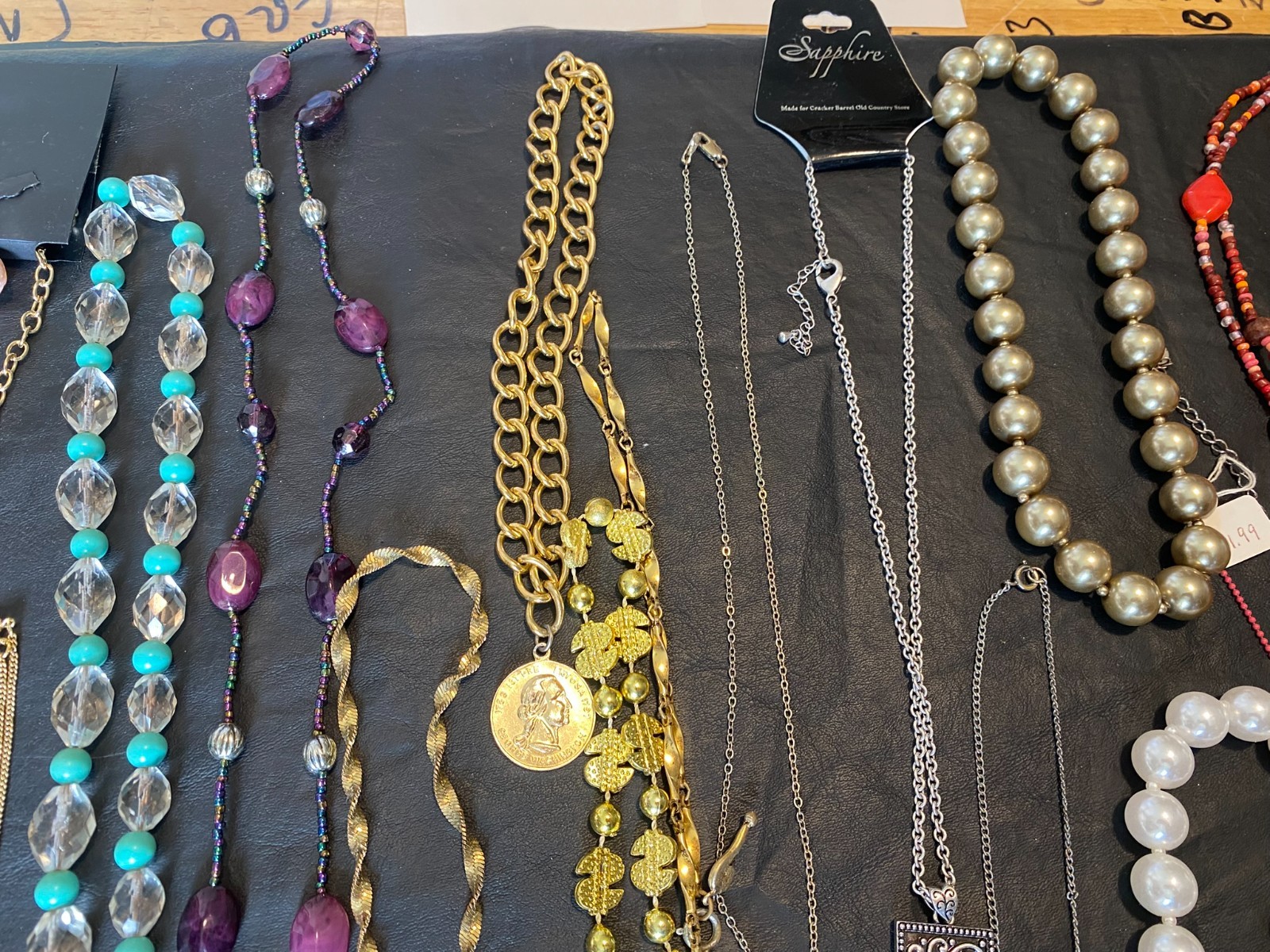 huge lot necklaces jewelry 50+ necklace beaded chain pendant etc. collection N2