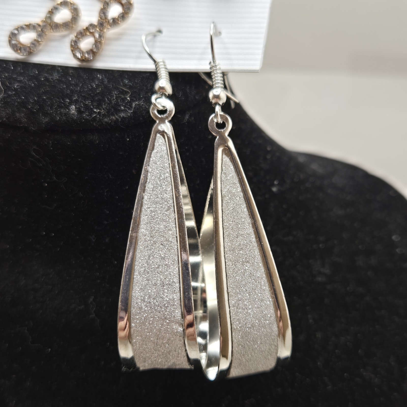 Fashion Earrings-Jewelry Sets Of Six Pair-NEW Silver Colored, Complete