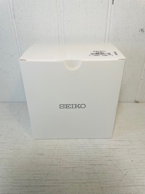 SEIKO PROSPEX SSC911 SPEEDTIMER Silver Panda Dial Metal Solar Chrono Watch $750