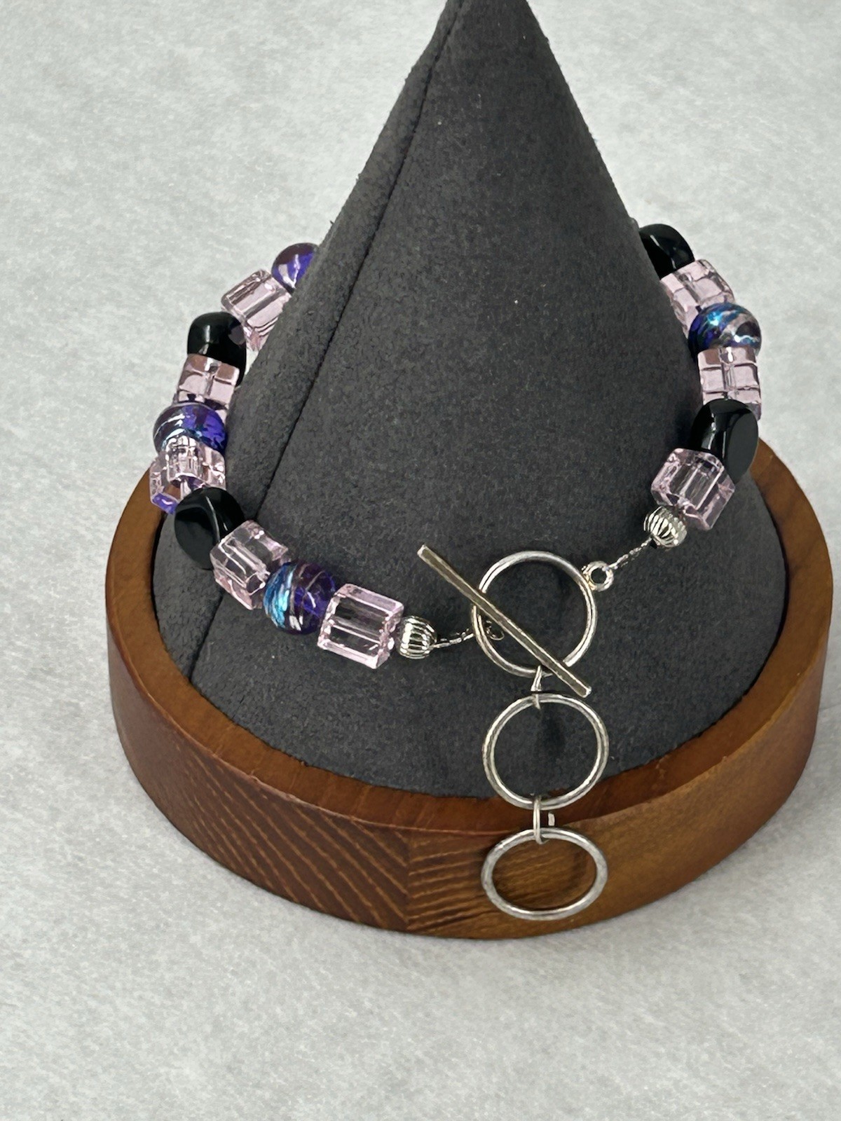 Handmade Shades of Purple Glass Bead Bracelet