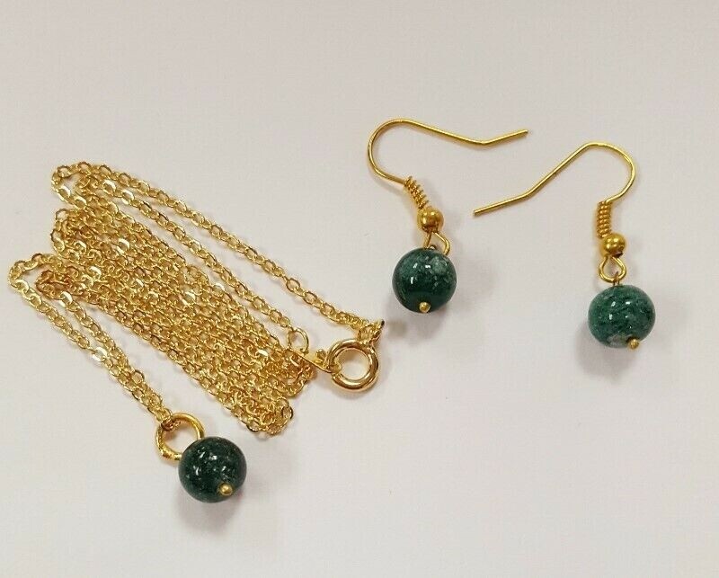 GENUINE AVENTURINE PENDANT GOLD PLATED NECKLACE MATCHING EARRING SET V239