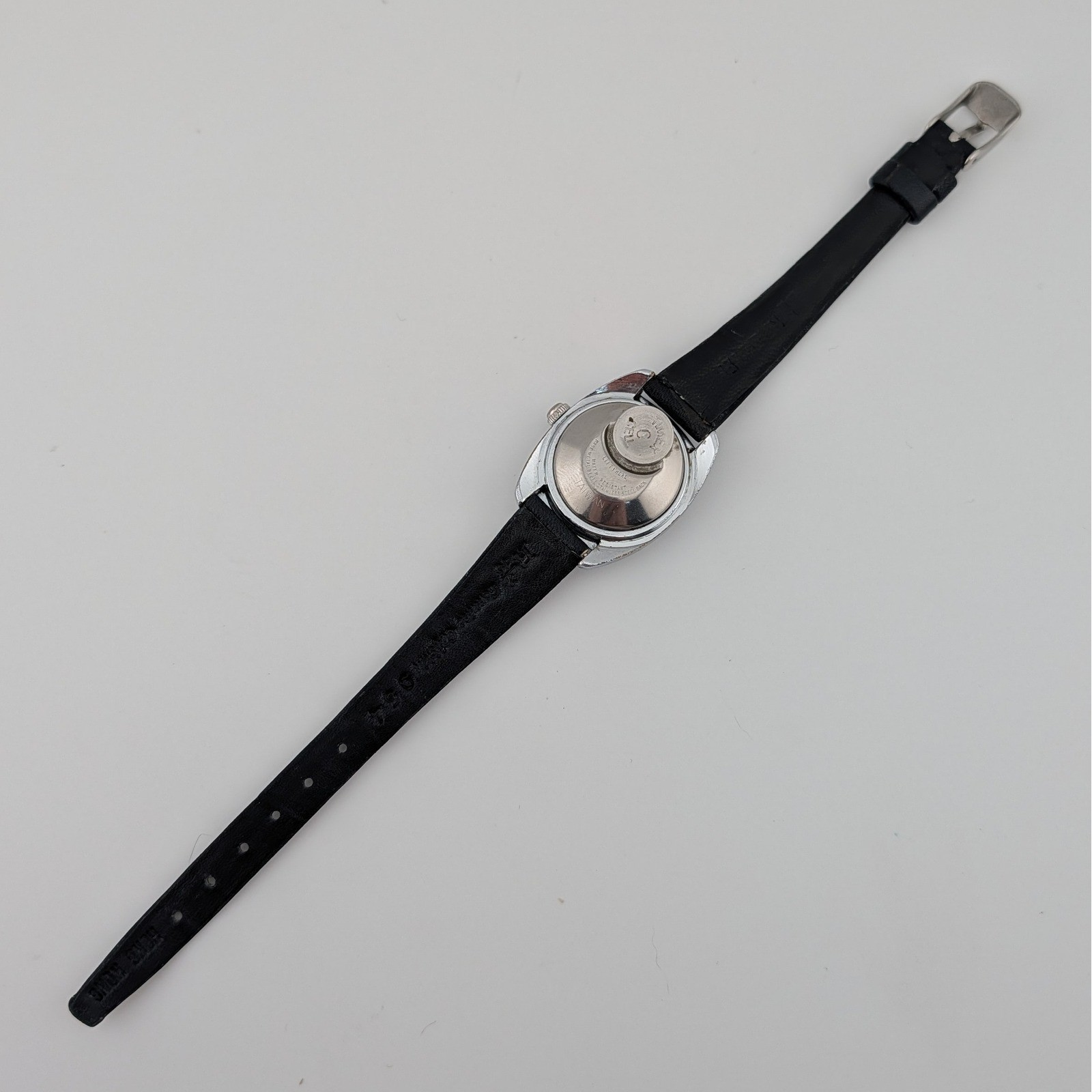 Vintage Timex Electric Navy Blue Cushion Case Quartz Watch 25mm Running