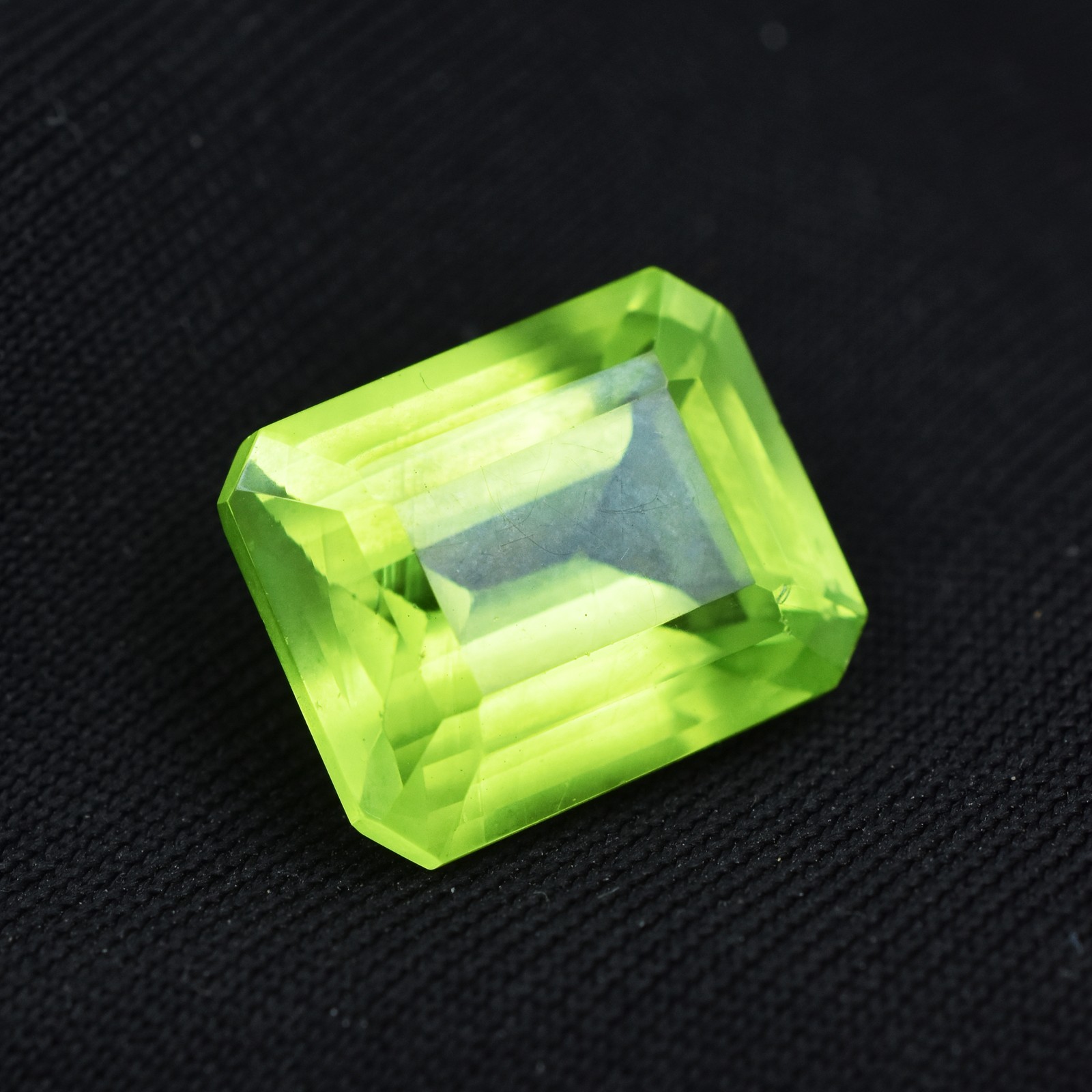10.25 Ct NATURAL Stunning Green PERIDOT Emerald Cut Loose Gemstone CERTIFIED