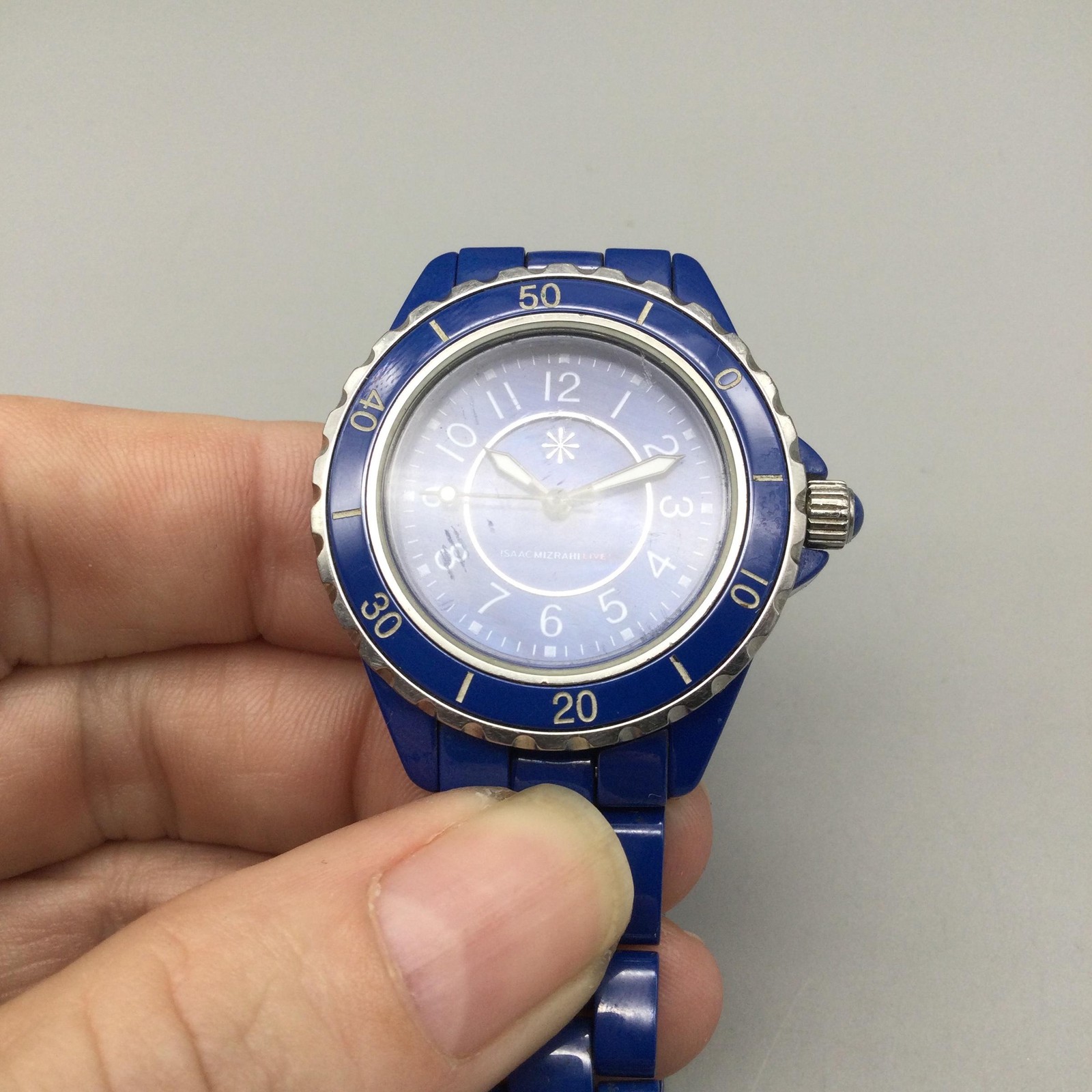 Isaac Mizrahi Live Women Watch 34mm Blue Dial Ceramic Bracelet New Battery 7.25″