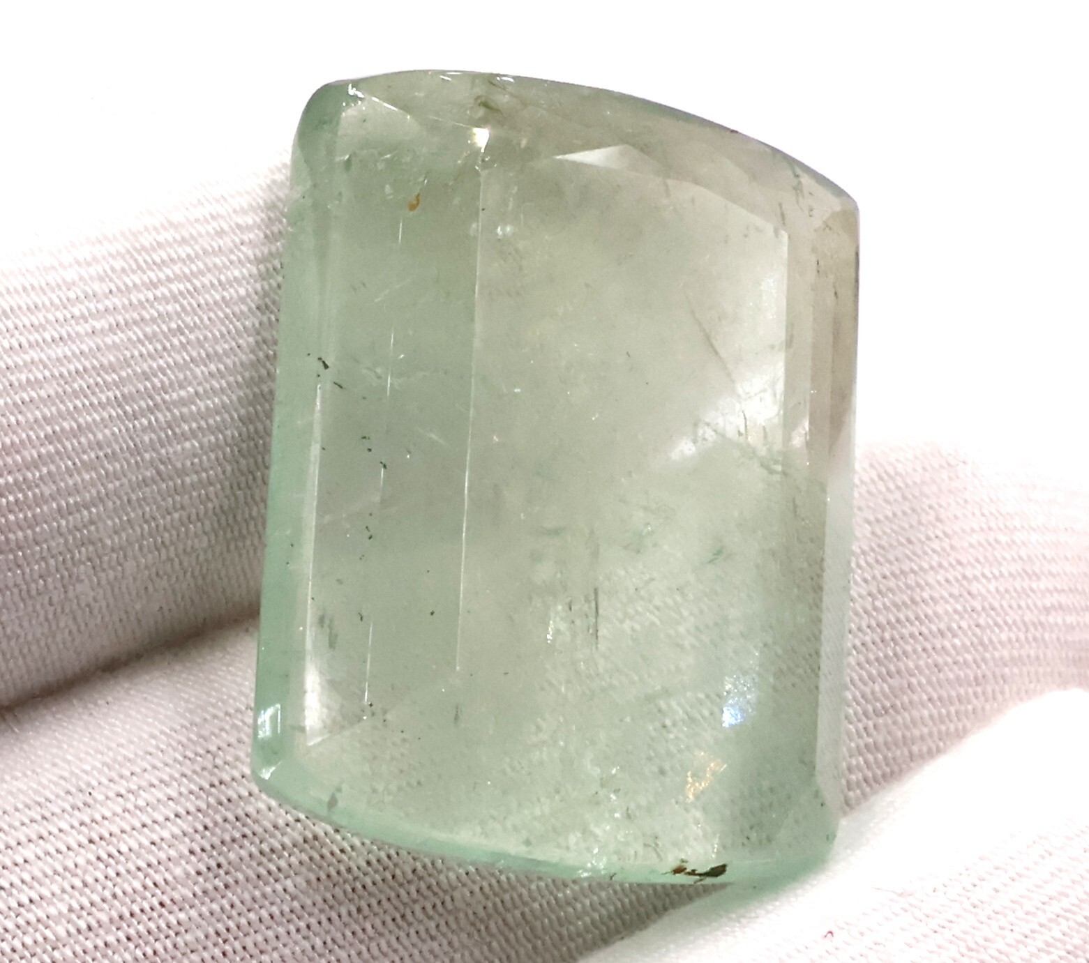 Aquamarine Natural Aquamarine Green Aquamarine Cushion Shape 43.85 Crt 28×21 mm
