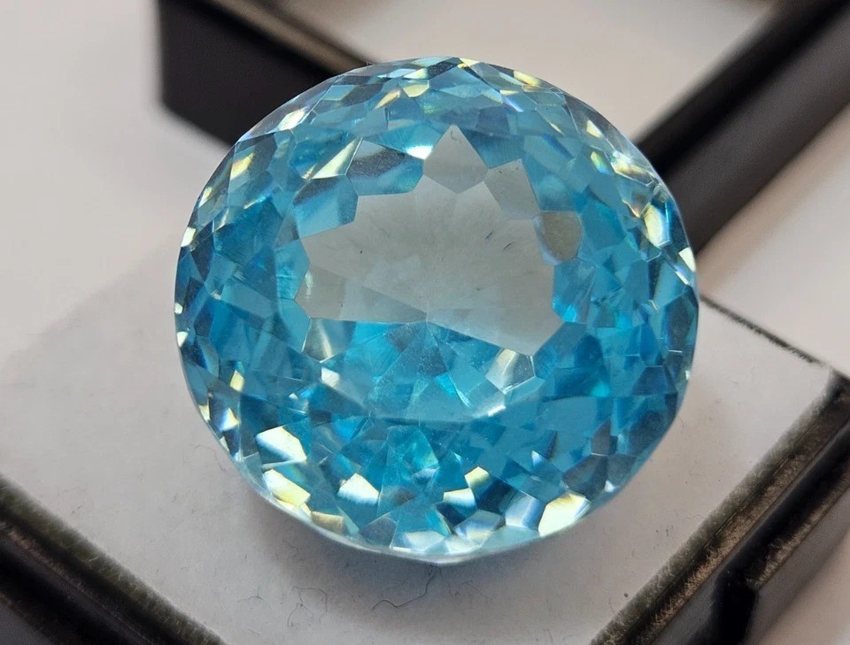 Certified Zircon Sky Blue Colour 58-60Ct Round Cut Cambodia Loose Gemstone