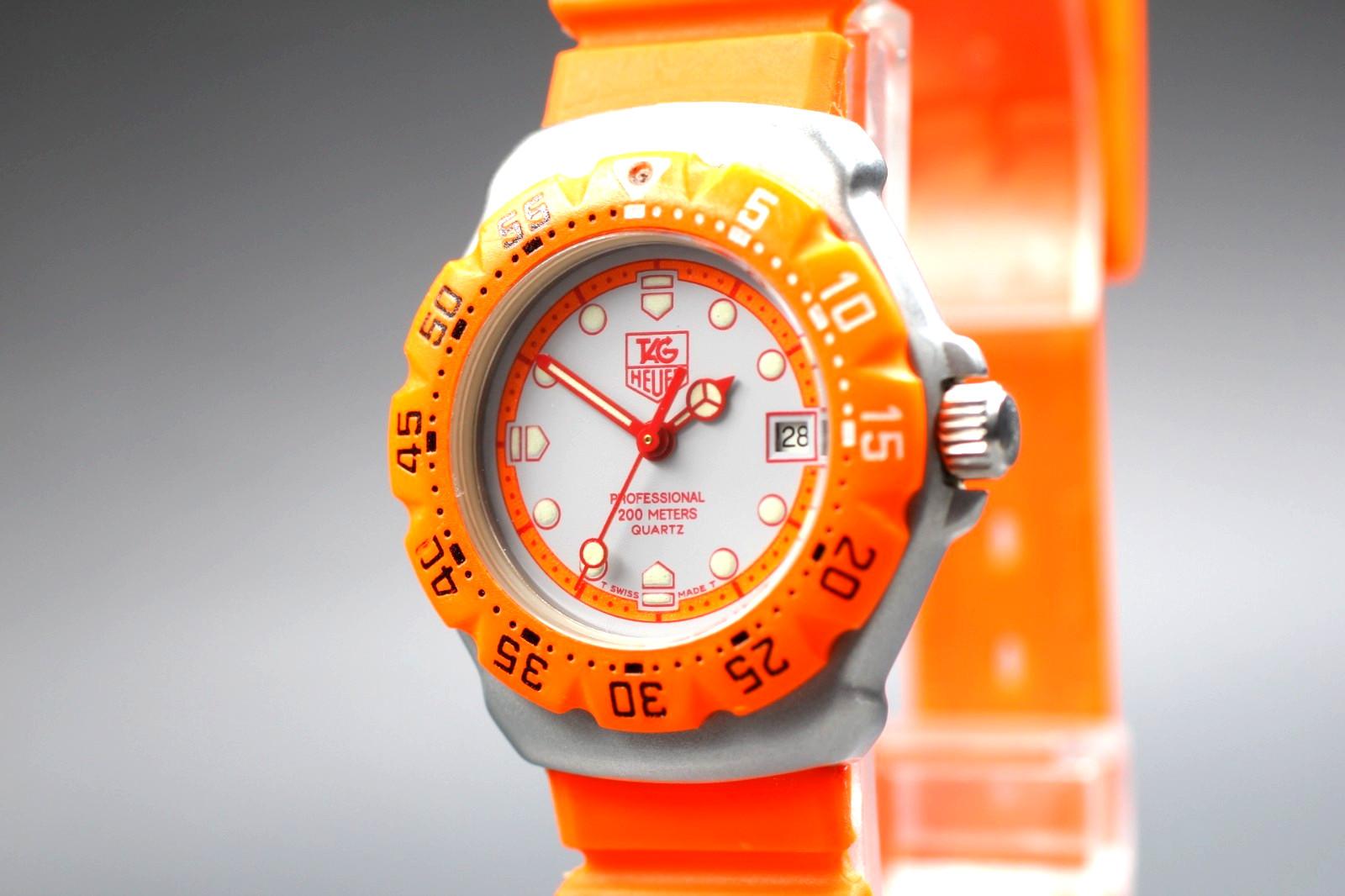 TAG Heuer 373.508 Formula 1 Professional 200m Orange 30mm Quartz Women’s Watch