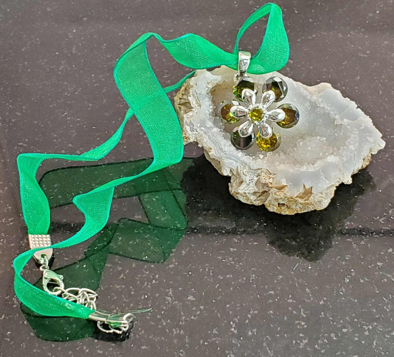 Olive Green Faceted Crystal Flower Pendant Necklace 18kt GF Stamped