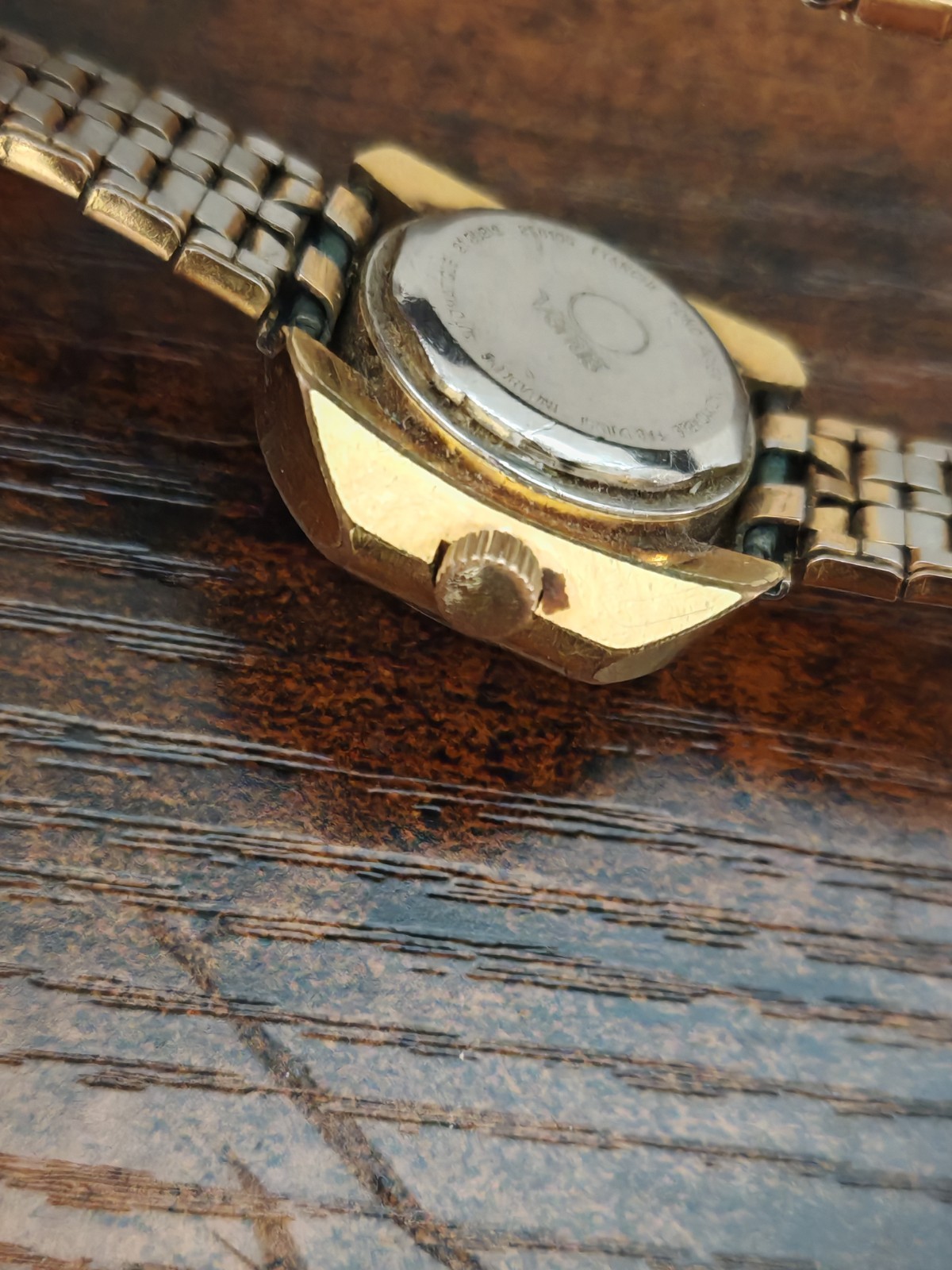 Vintage Venus Automatic Gold Tone Barrel Calendar Men’s Watch – RUNNING PERFECT