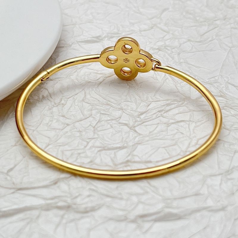 New Tory Enamel White Flower Design Bangle in Gold Size:6.5*5cm