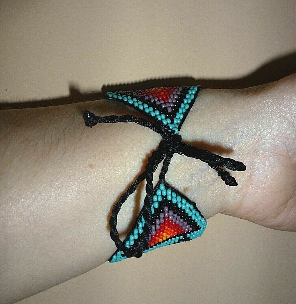 Artisan Handcrafted Turquoise Red Yellow Black Bead Bracelet 7″ Gift