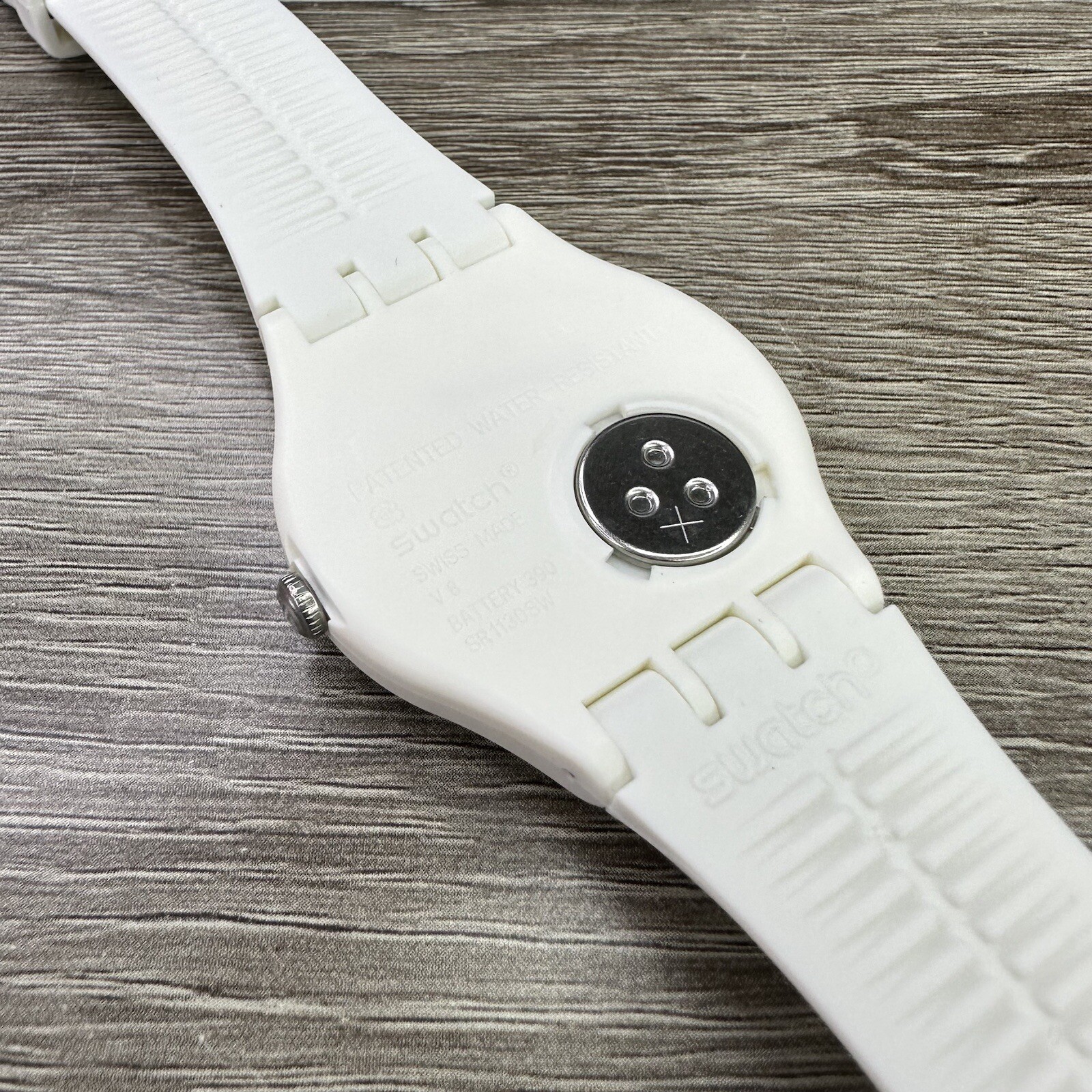 NEW✅LIMITED EDITION✅ Swatch MULTI COLLAGE White Fun 41mm Watch SUOW132