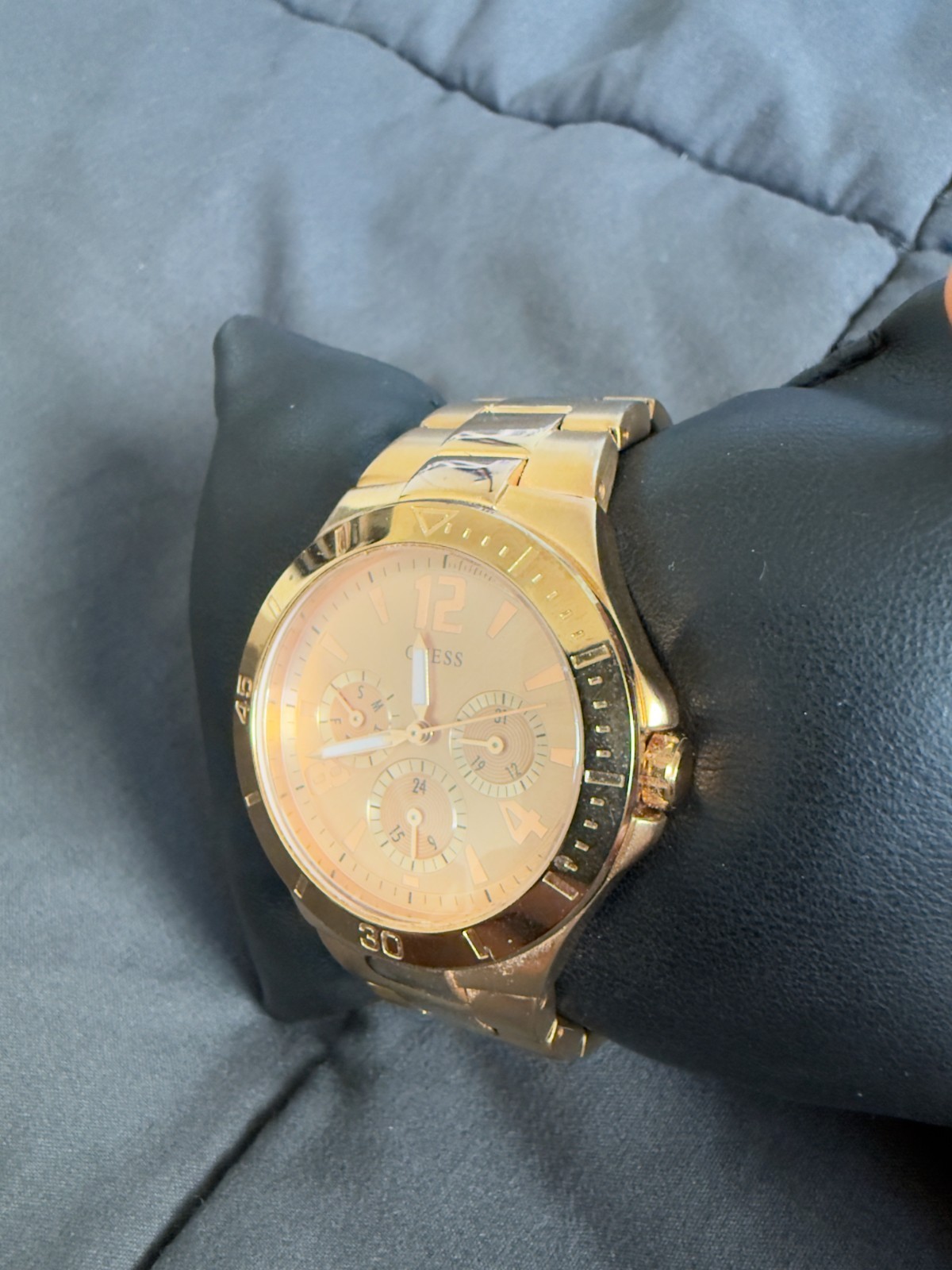 Guess Women’s Rose Gold Watch