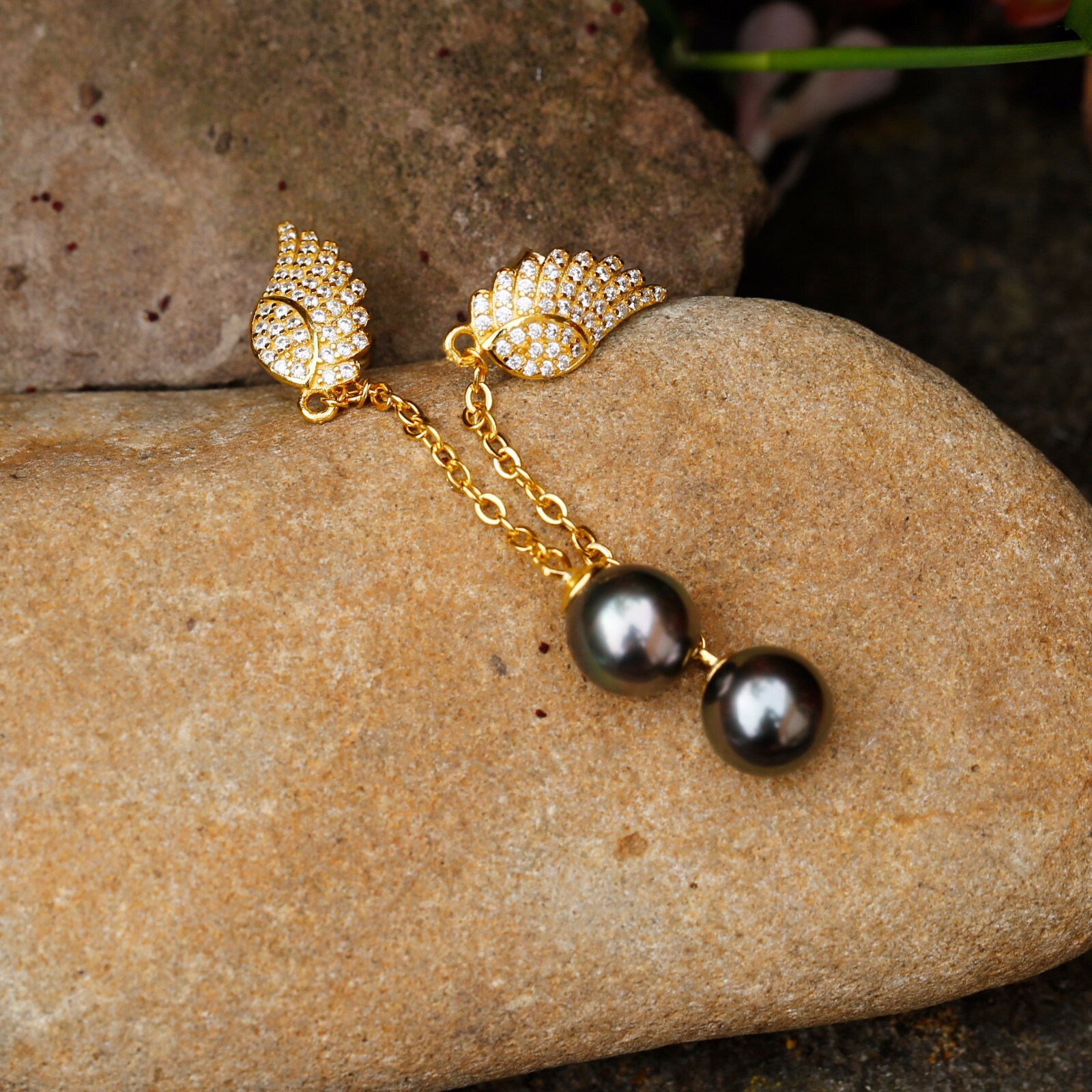 8.5~9mm Peacock Black Tahitian Pearl S925 Silver Angel Wing stud Earring Dangle