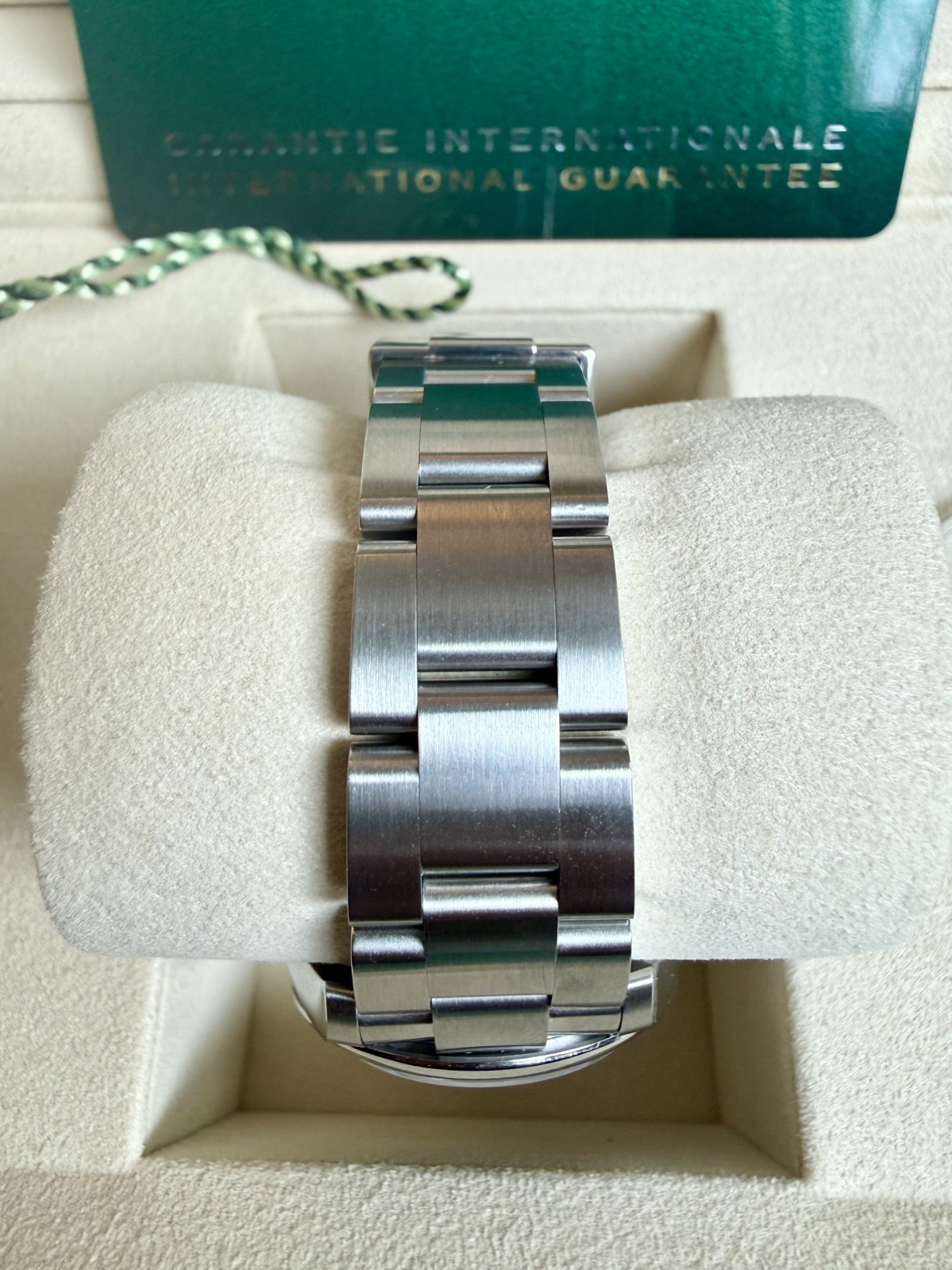 NEW Jan 2026 Rolex Oyster Perpetual 277200 31mm Green UNWORN