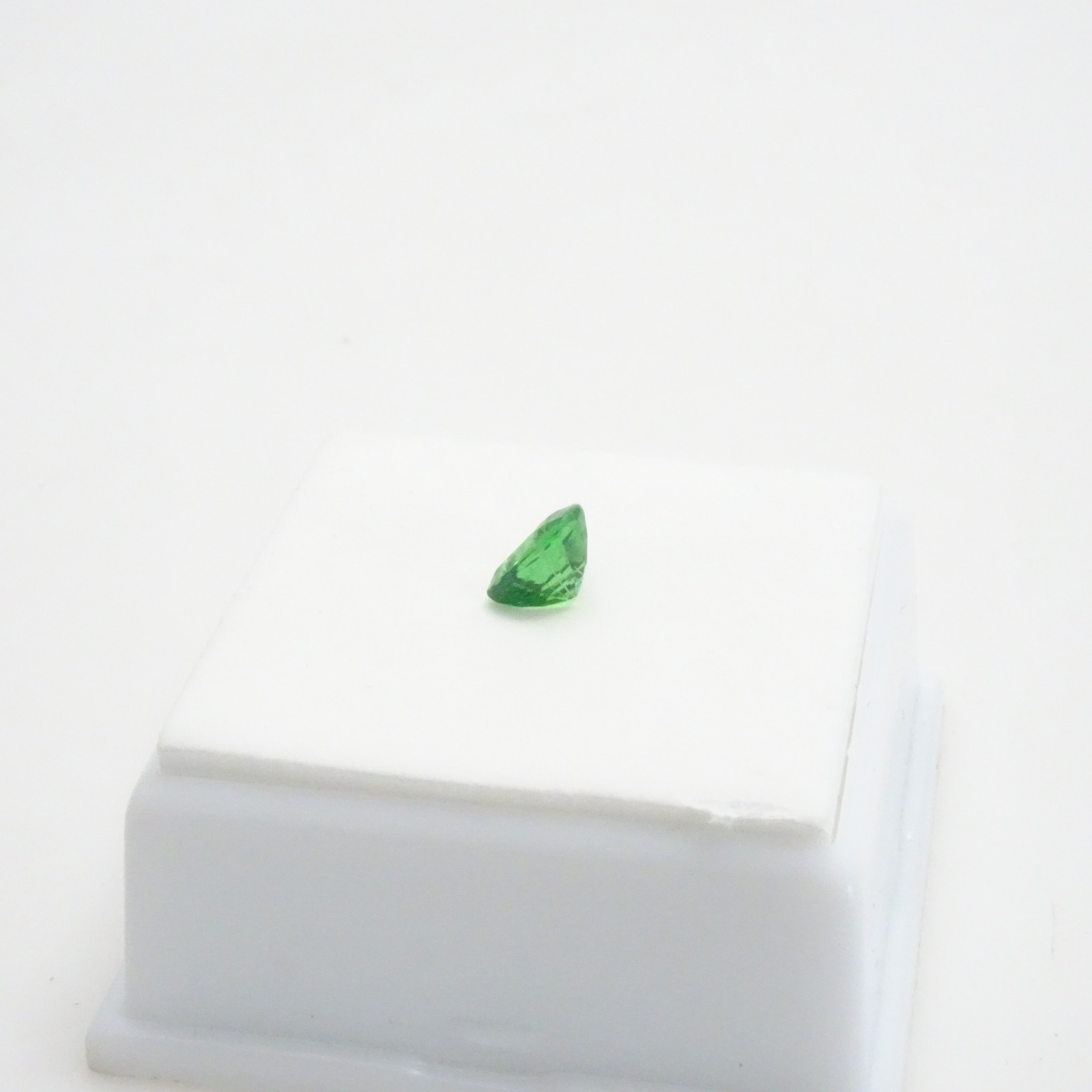Tsavorite Garnet – 1.20ct – Heart Shape – 6.34×7.16mm – Tsavorite Loose Gemstone