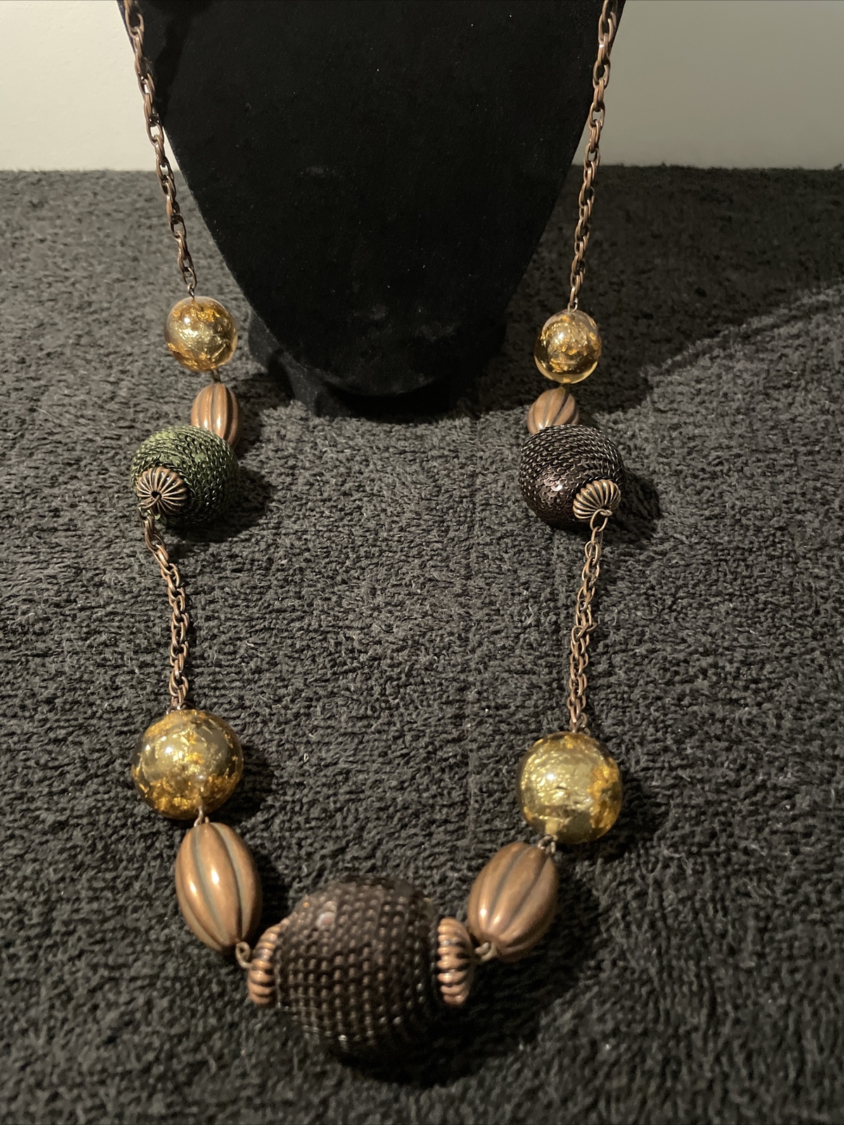 VTG Chunky Statement Beaded & Mixed Mesh Green Gold Honey Tan Sparkle Necklace