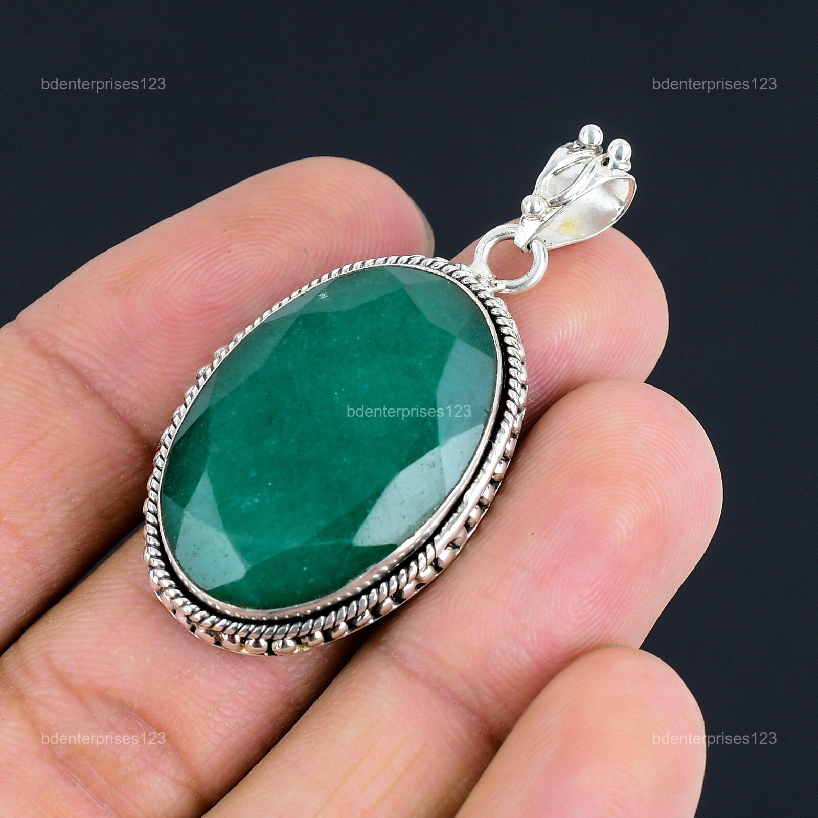 Oval Natural Zambian Emrald Anniversary Unique Trendy Pendant Jewelry 925 Silver