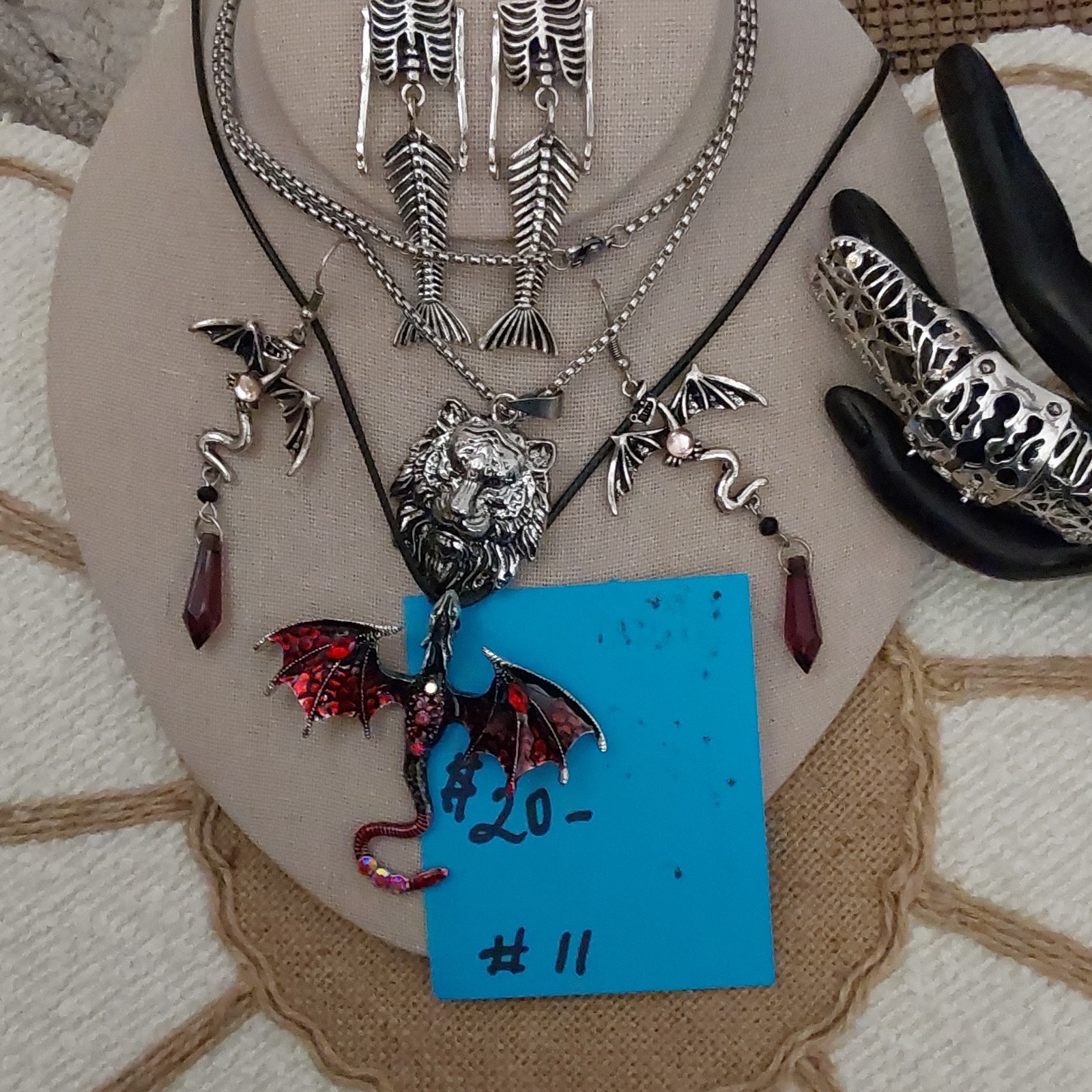 Mixed Lot 4pc Women Fashion Jewelry Necklace Earrings Pendant Ring Silver Black
