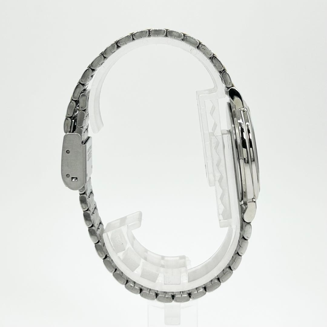 SEIKO 7N01-6G80 Vintage Quartz Watch