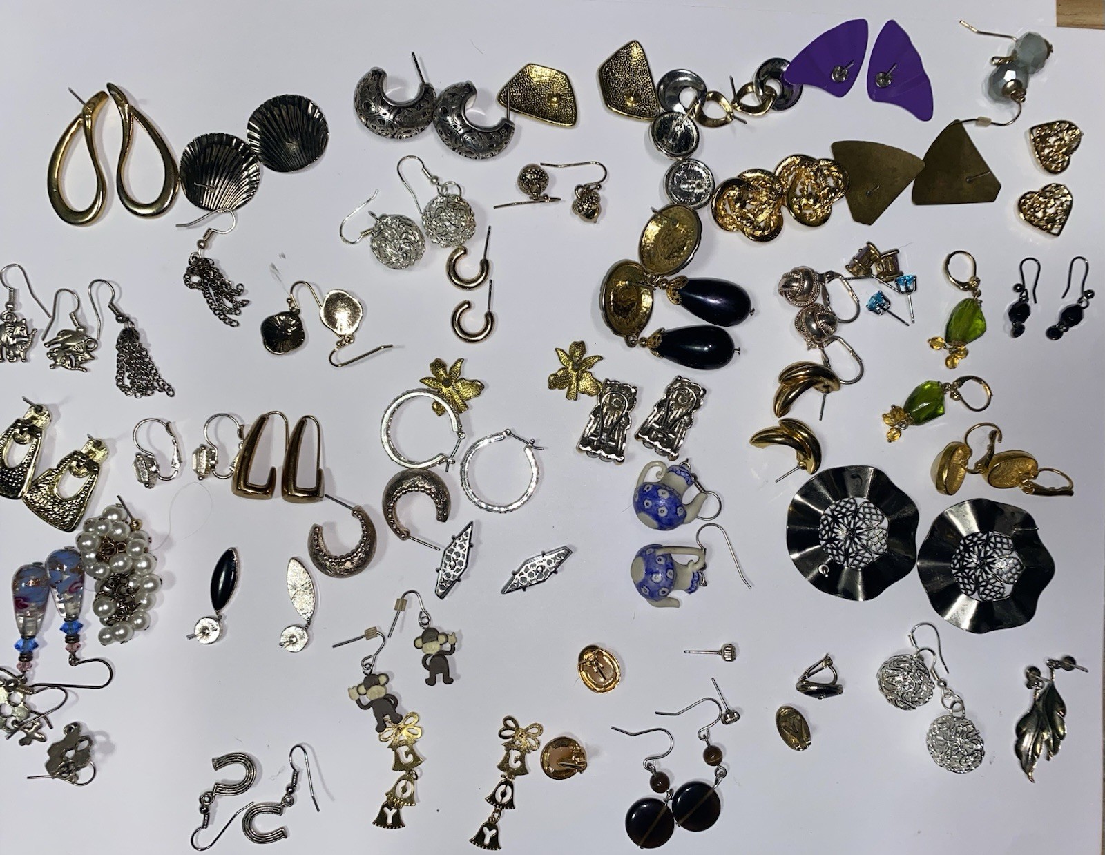 48 Pairs Pierced Earrings Various Types Colors