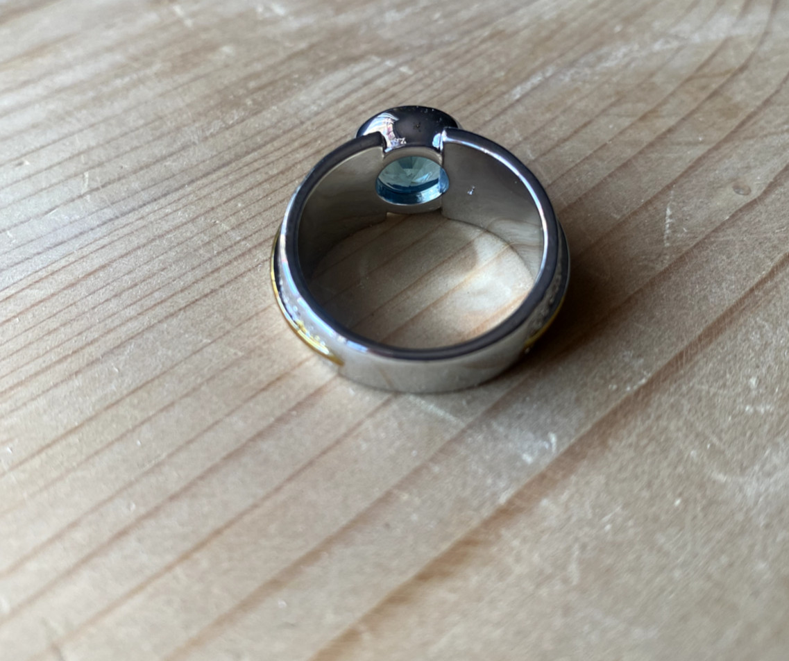 Sterling Silver Ring Partially Gold Plated With Blue Stone Hallmarked 9.81 Grams