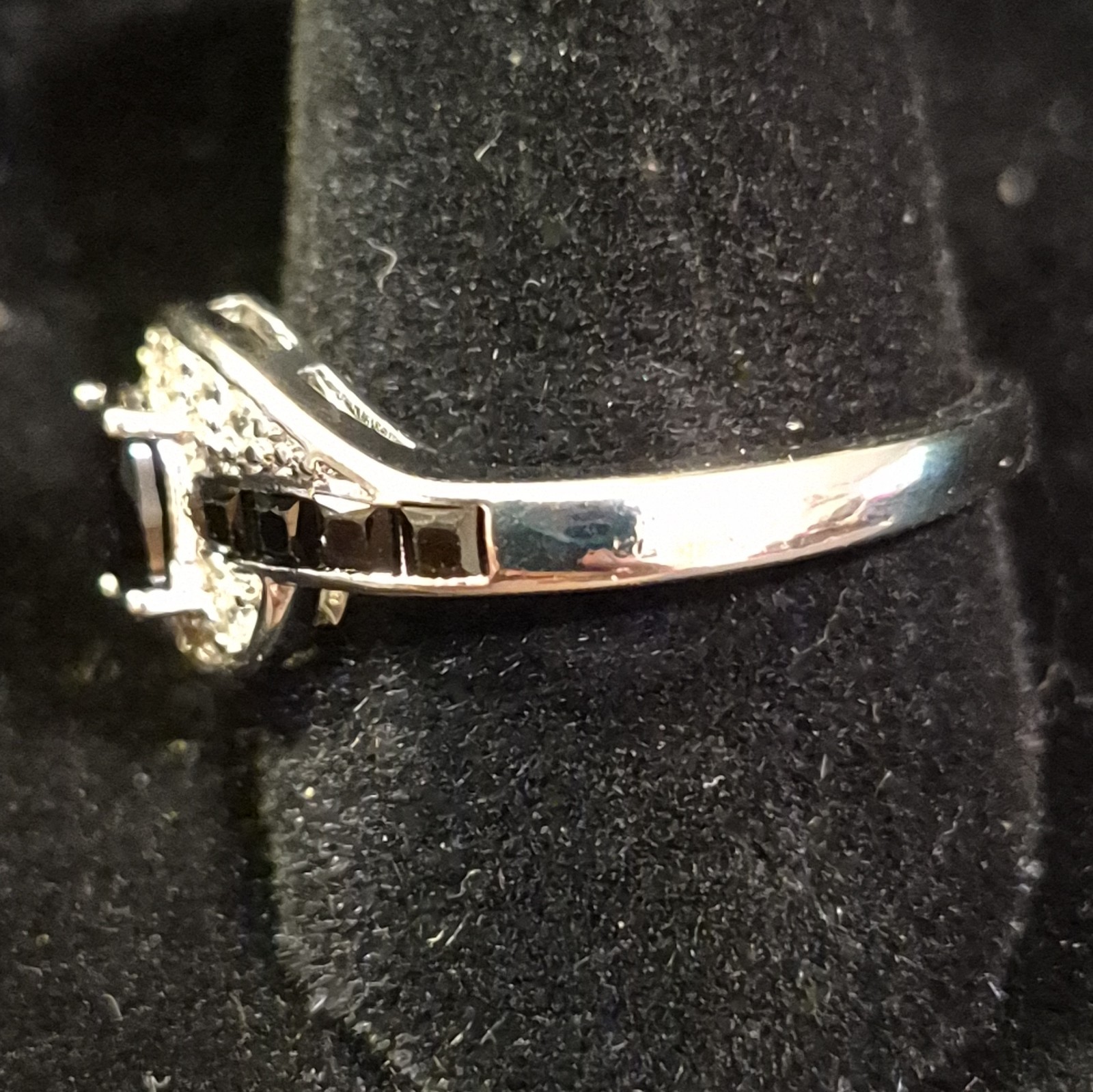 925 Stamped Silver Oval Black Rhinestone Cocktail Ring Size 7,8,9,&10 Avail.