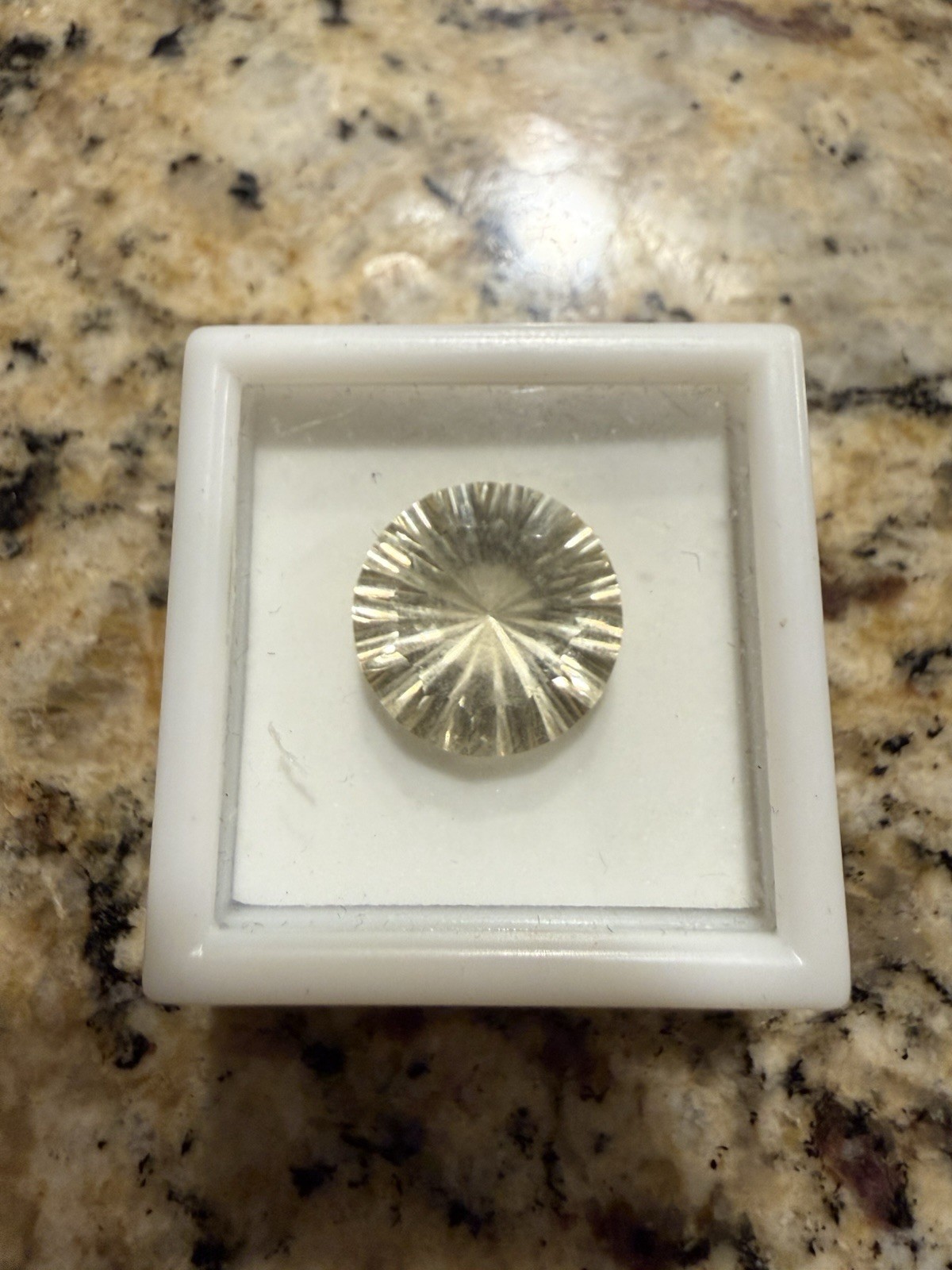 10.50 Ct Round Yellow Labradorite Fancy Starburst Cut Loose Gemstone 16.02mm