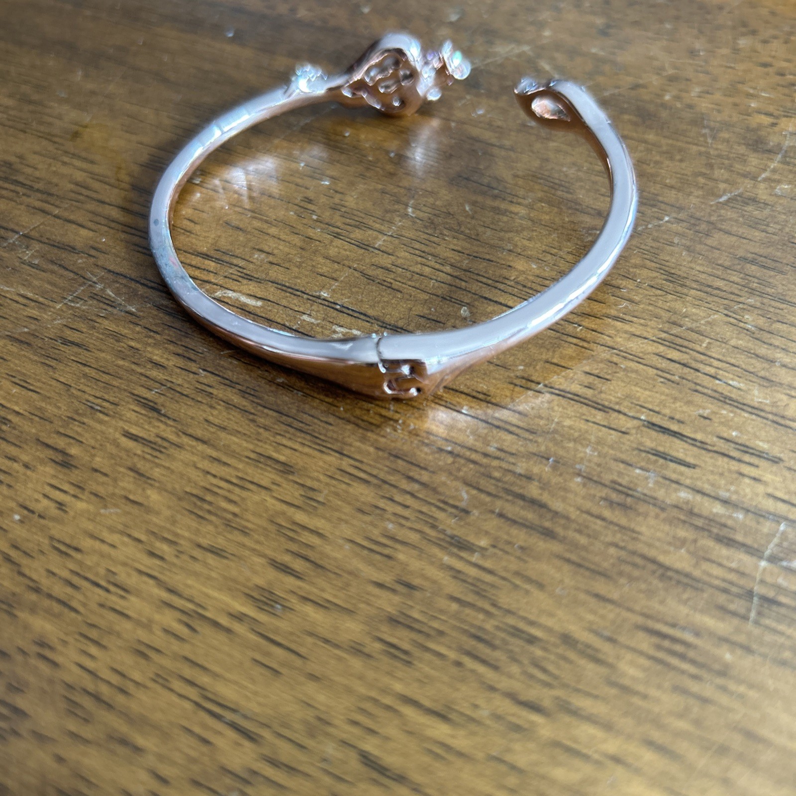 Qianse Swarovski Crystal Bracelet Pink Heart AB Rose Gold Tone Hinged Cuff 2.5”
