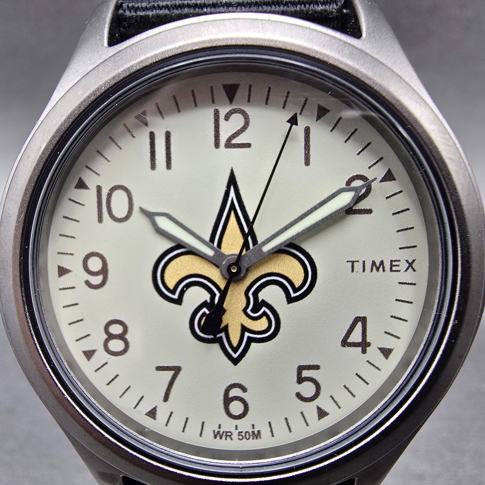 Timex Clutch New Orleans Saints Watch Men 41mm White Dial Steel New Battery