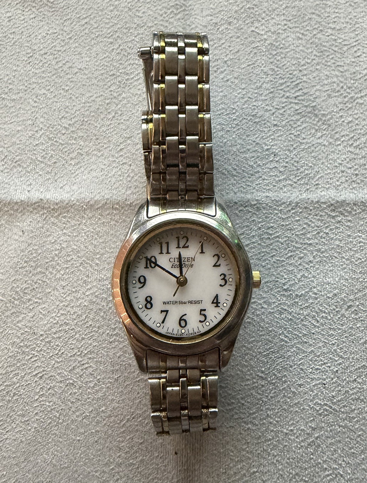 Citizen Eco Drive Ladies Watch Two Tone Silver Gold E030-L20484 TA