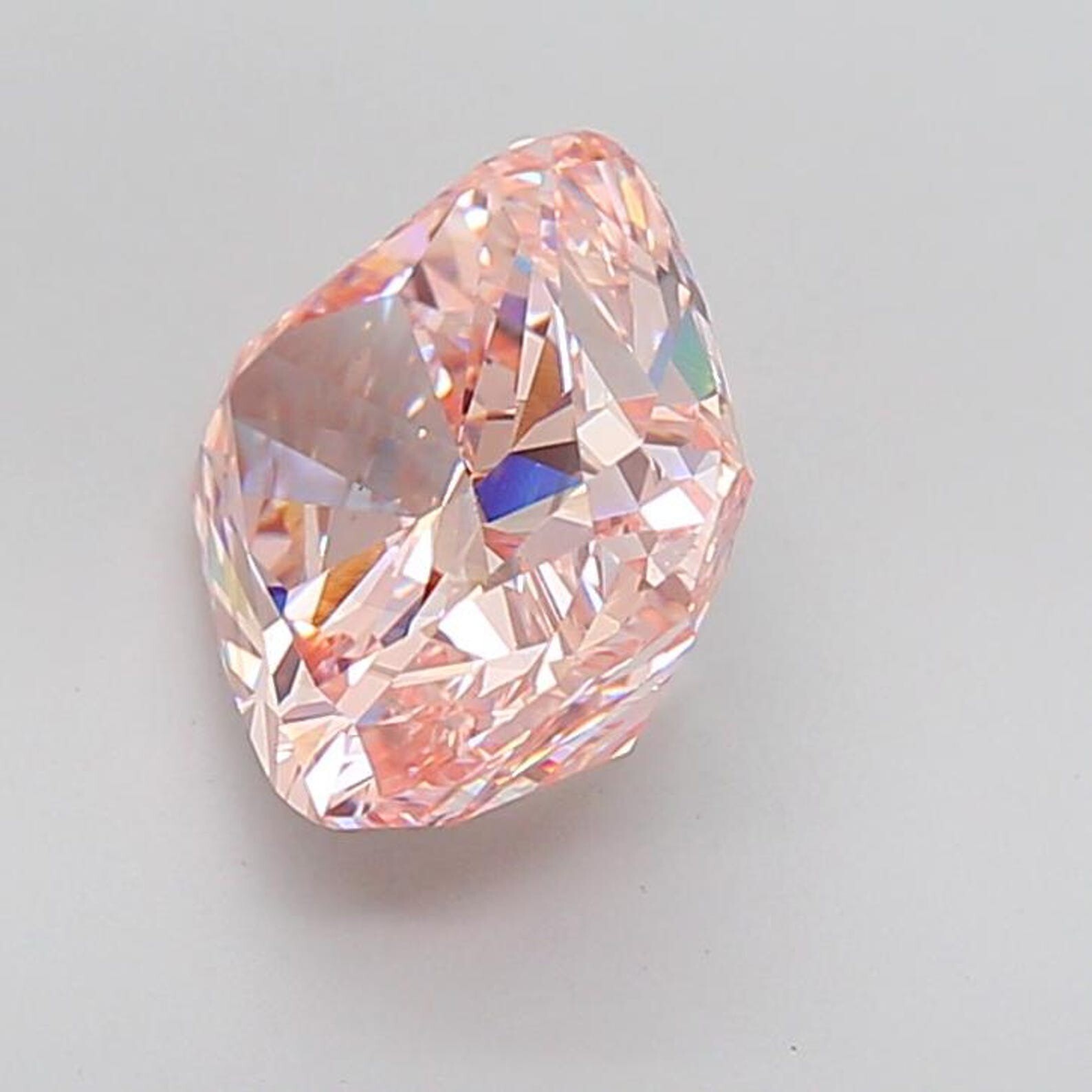 Natural Vivid Pink ‘D’ Color 4 Ct VVS1 Unheated, Untreated Diamond Cushion Cut