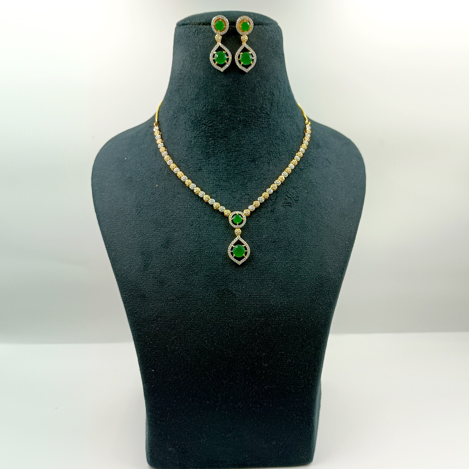 Gold Plated Round Stone Emerald Necklace Set South Indian Bridal Jewelry