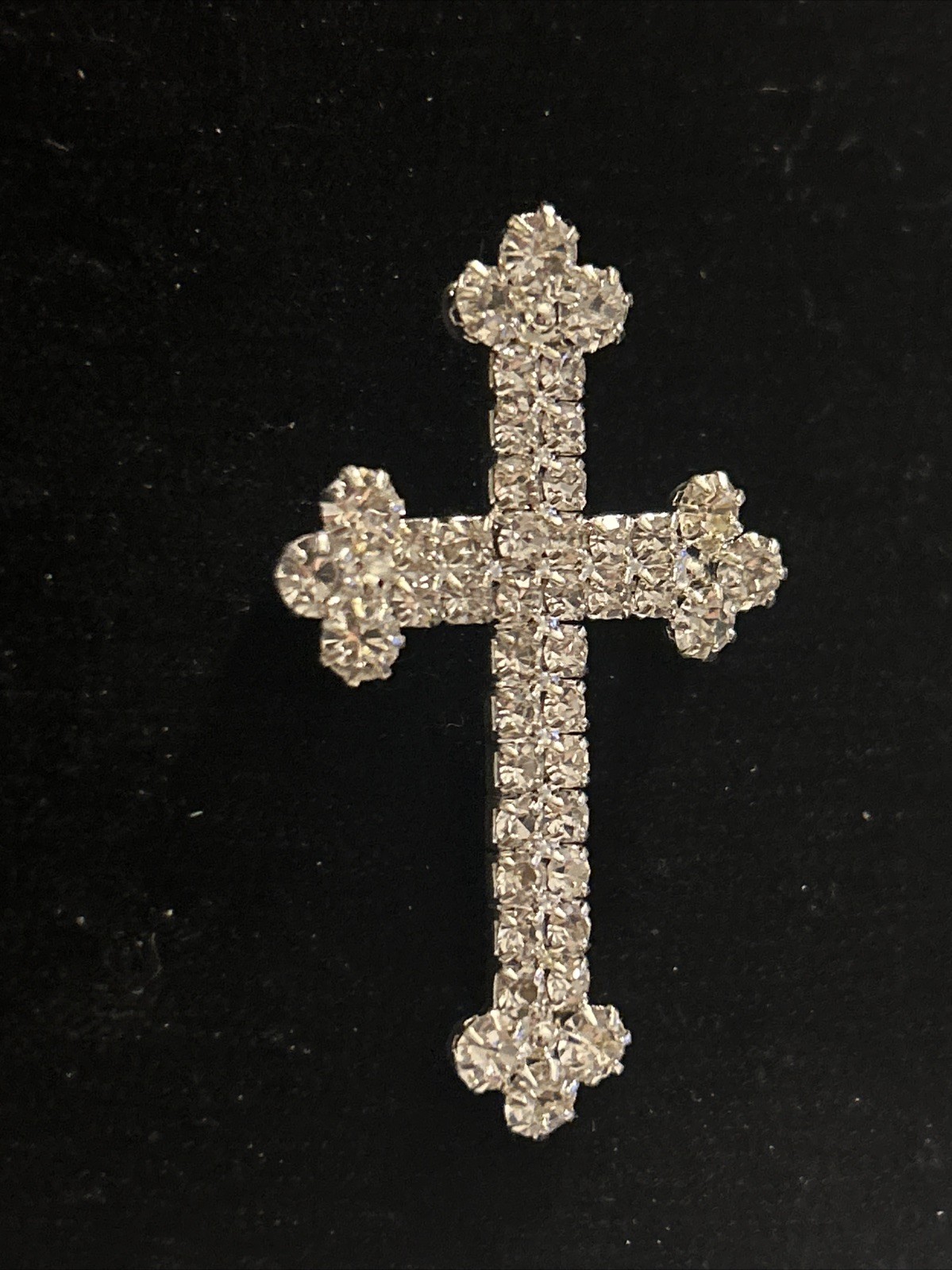 VTG Cross Rhinestone Lapel Pin Brooch Silver Tone Clear White Colorless 1.25”x2”