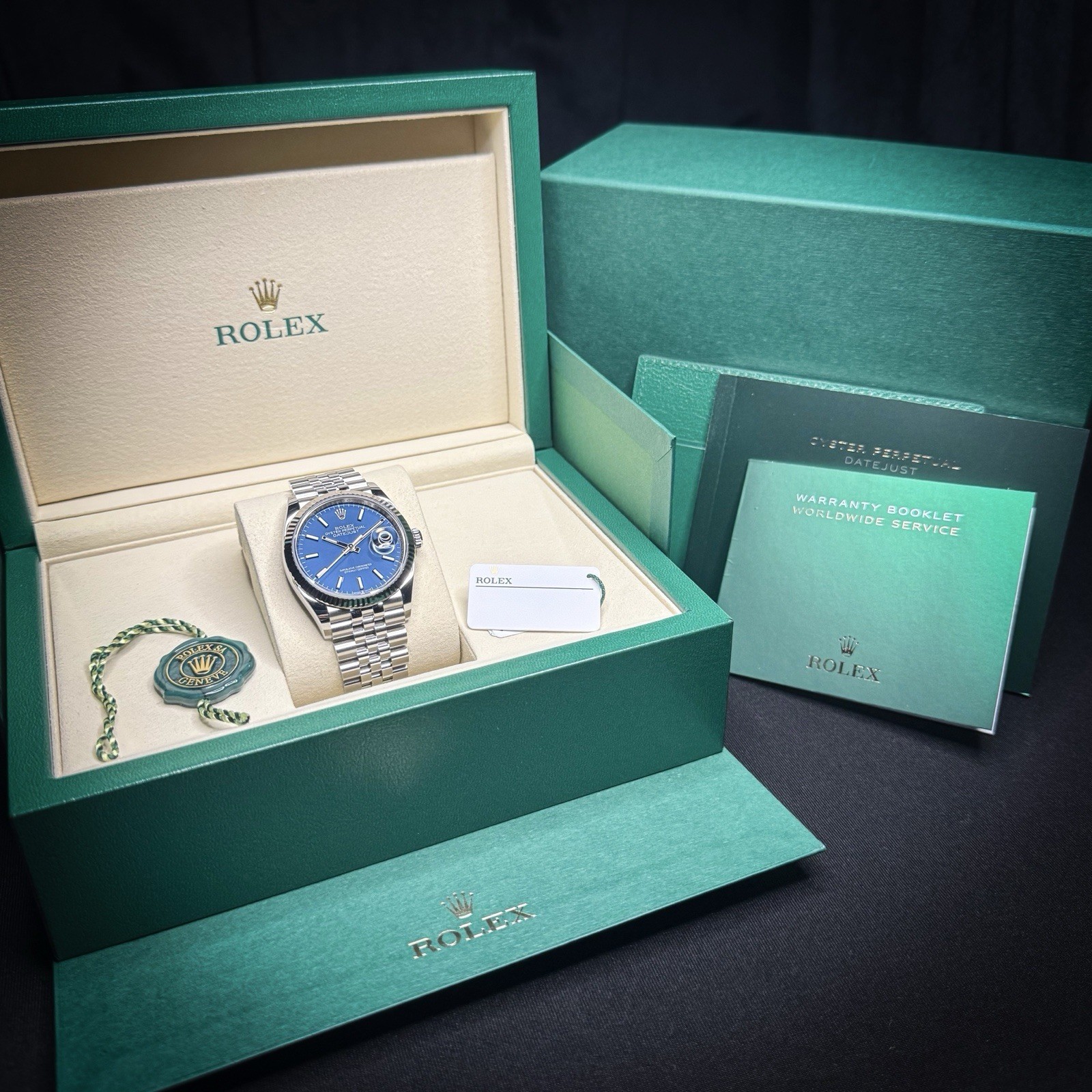 2026 Brand NEW Rolex Datejust 36 126234 Blue Dial 18k Gold Bezel Steel Box Paper