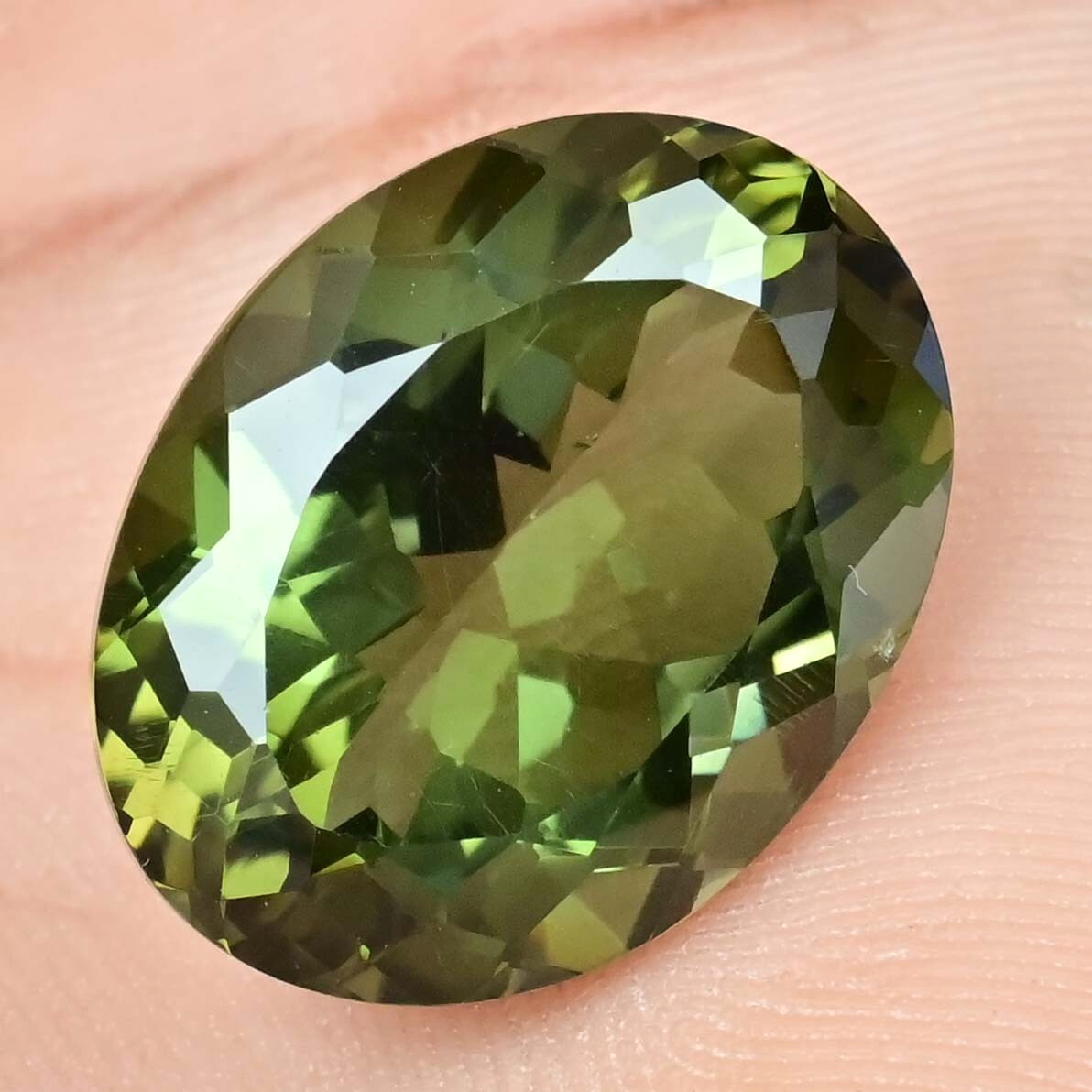 Natural Greenish Moldavite 21.25 Ct Oval Certified Stunning Loose Gemstone