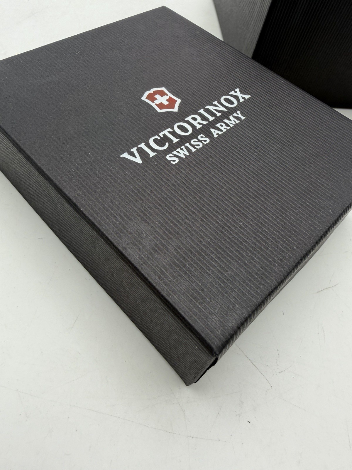 Victorinox Swiss Army Watch – Empty Original Packaging Black Case Storage Box
