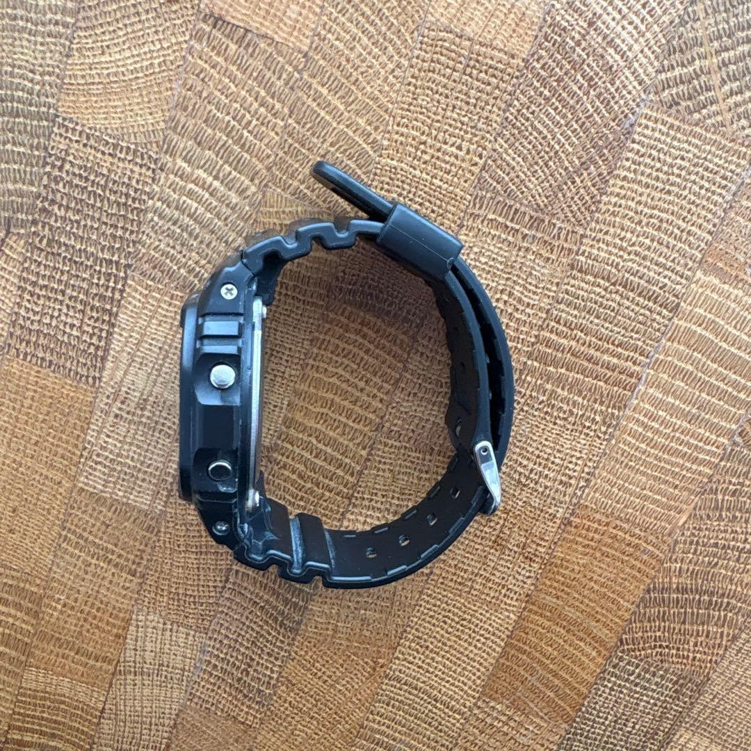 CASIO G-SHOCK FOX FIRE DW-5600E