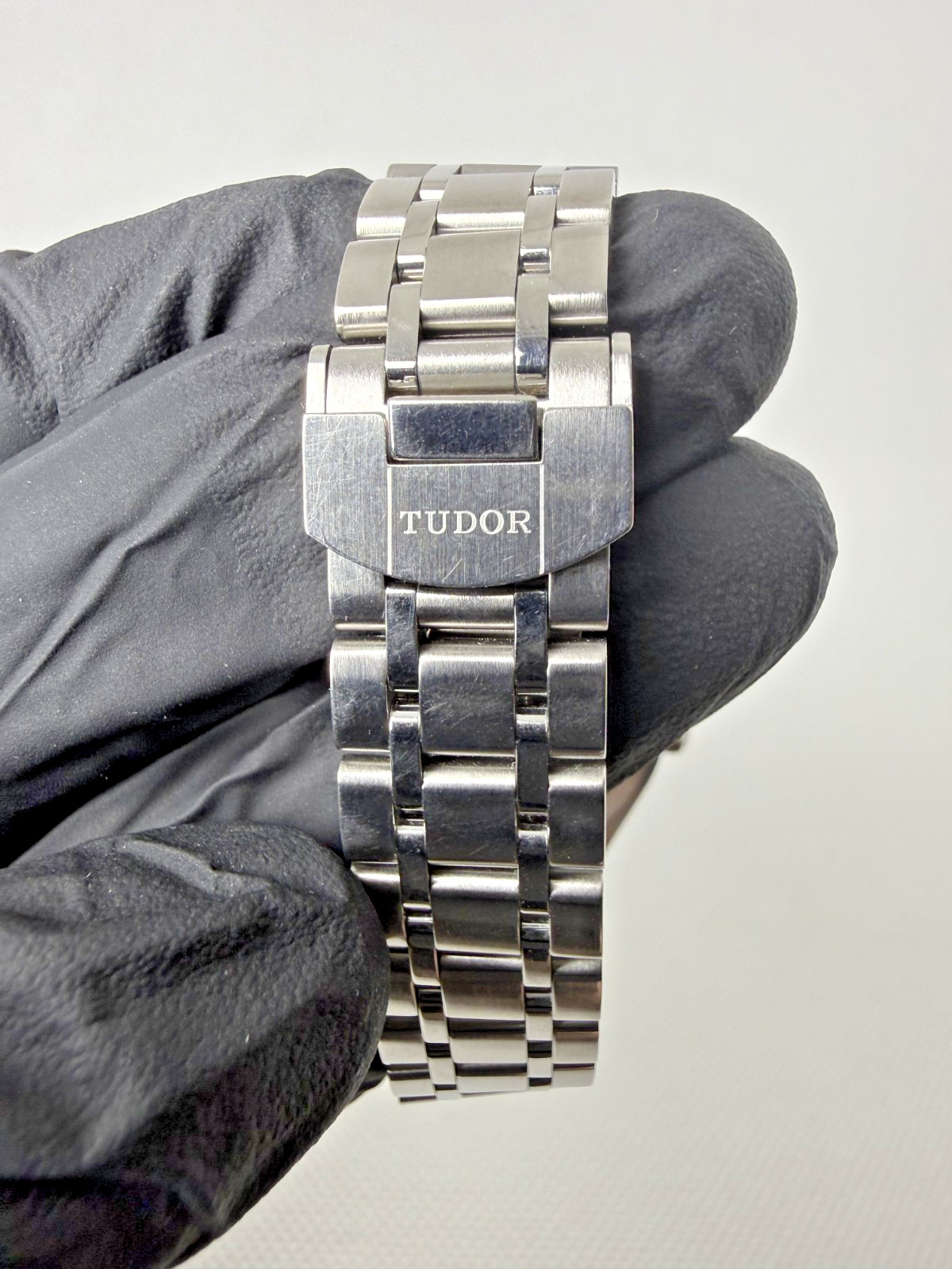 TUDOR Royal Date 28400 Blue Dial Automatic Men’s Watch 34mm Swiss Made