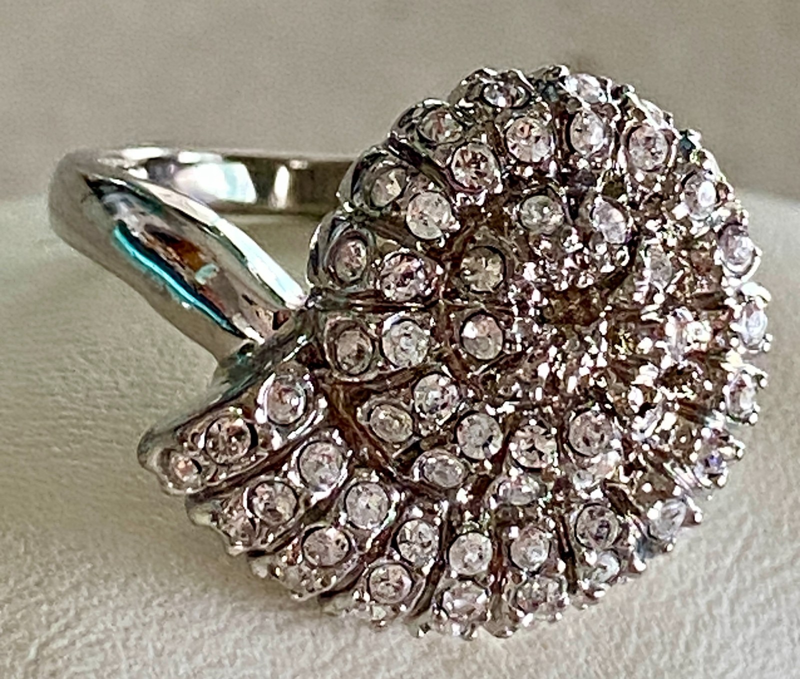 Spiral Shell Style Statement Cocktail Ring Cluster Clear Rhinestone Band Size 8