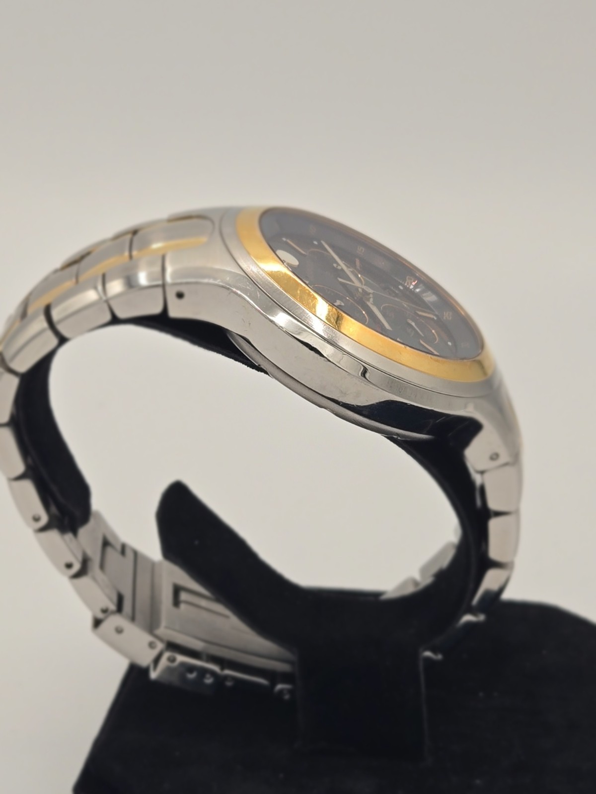movado series 800 chronograph two tone 2600038
