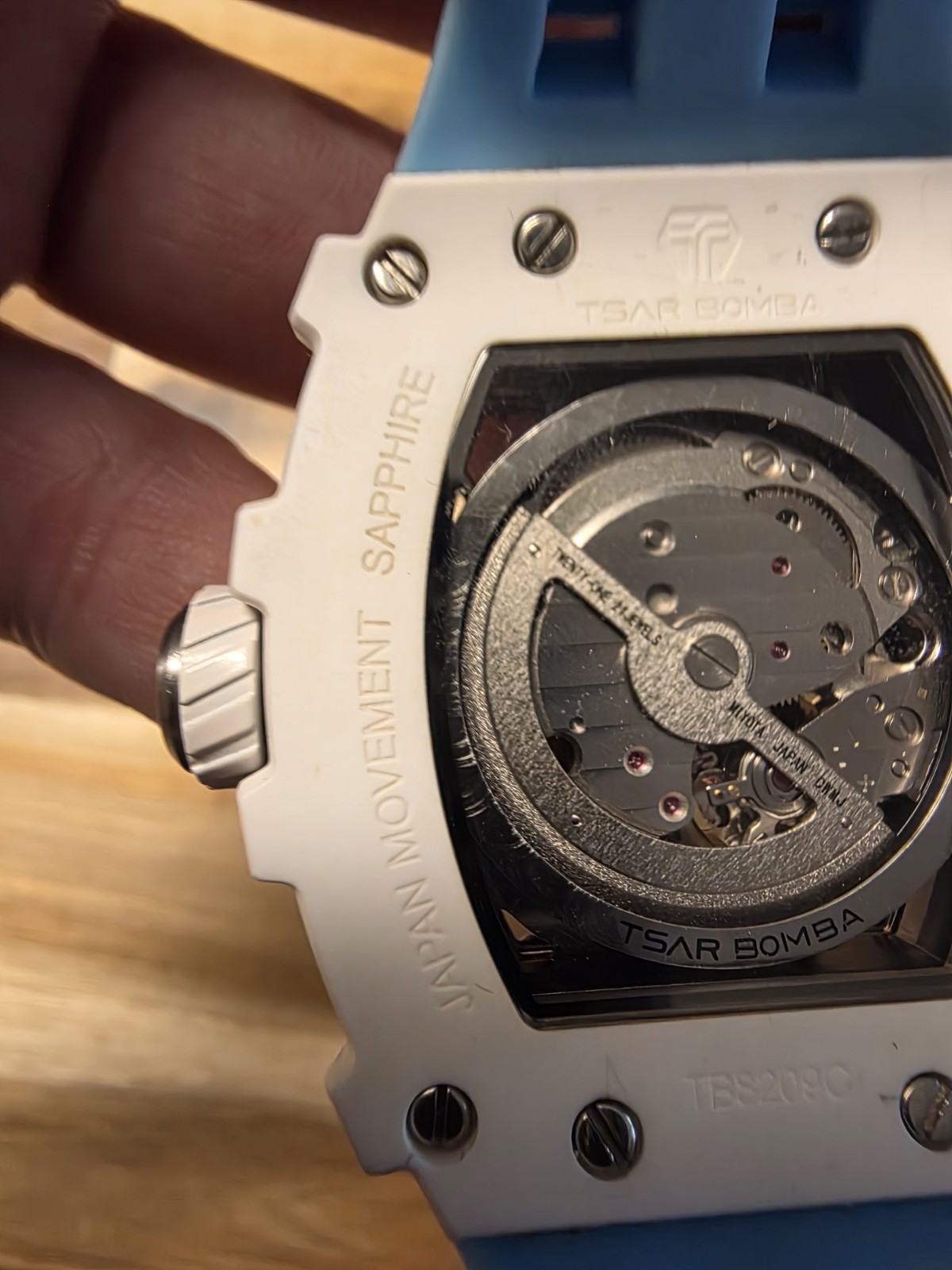 Tsar Bomba TB8209C Automatic Skeleton Sapphire Crystal Ceramic Watch Full Set
